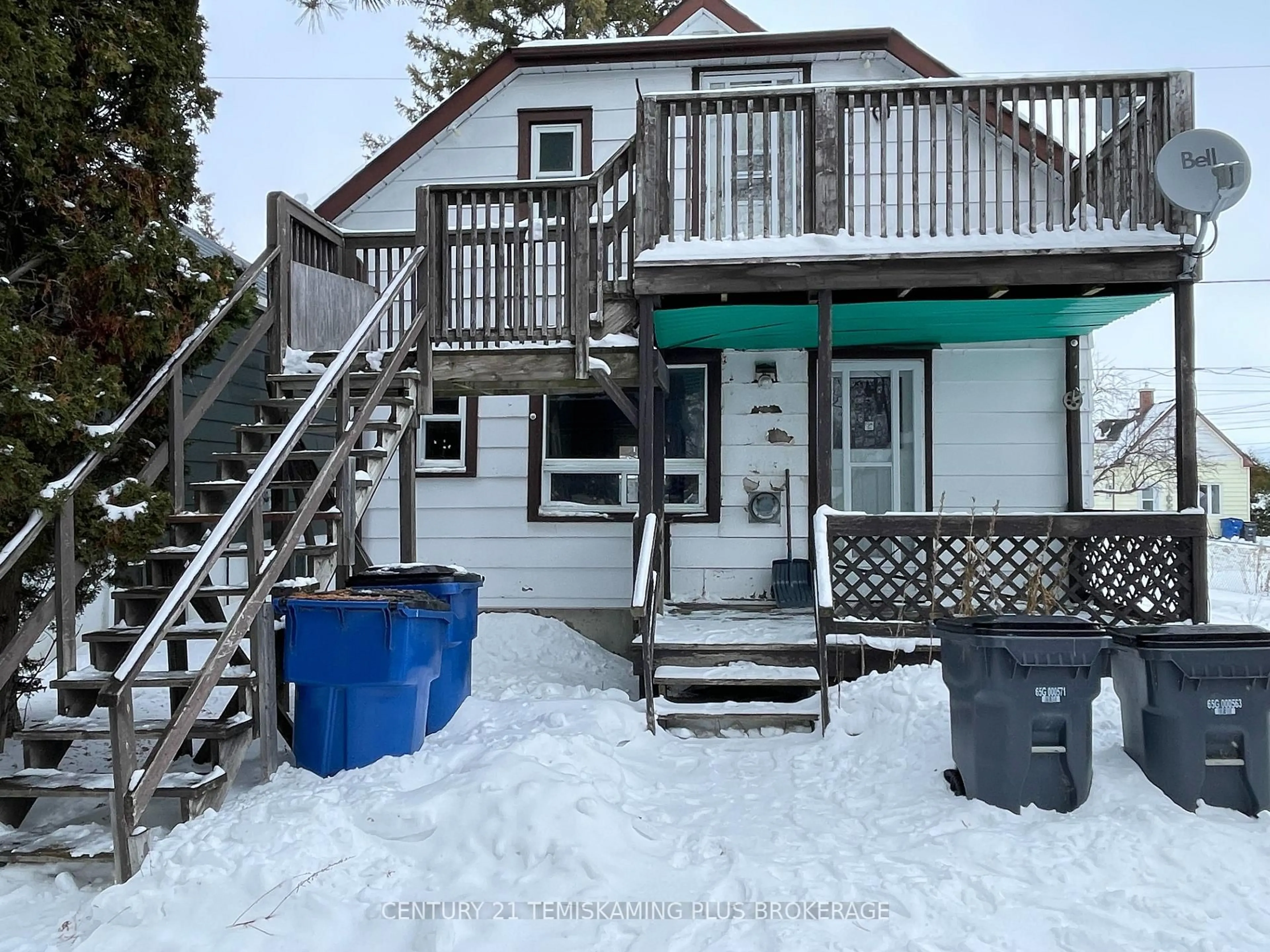 A pic from outside/outdoor area/front of a property/back of a property/a pic from drone, street for 390 Farah Ave, Temiskaming Shores Ontario P0J 1P0