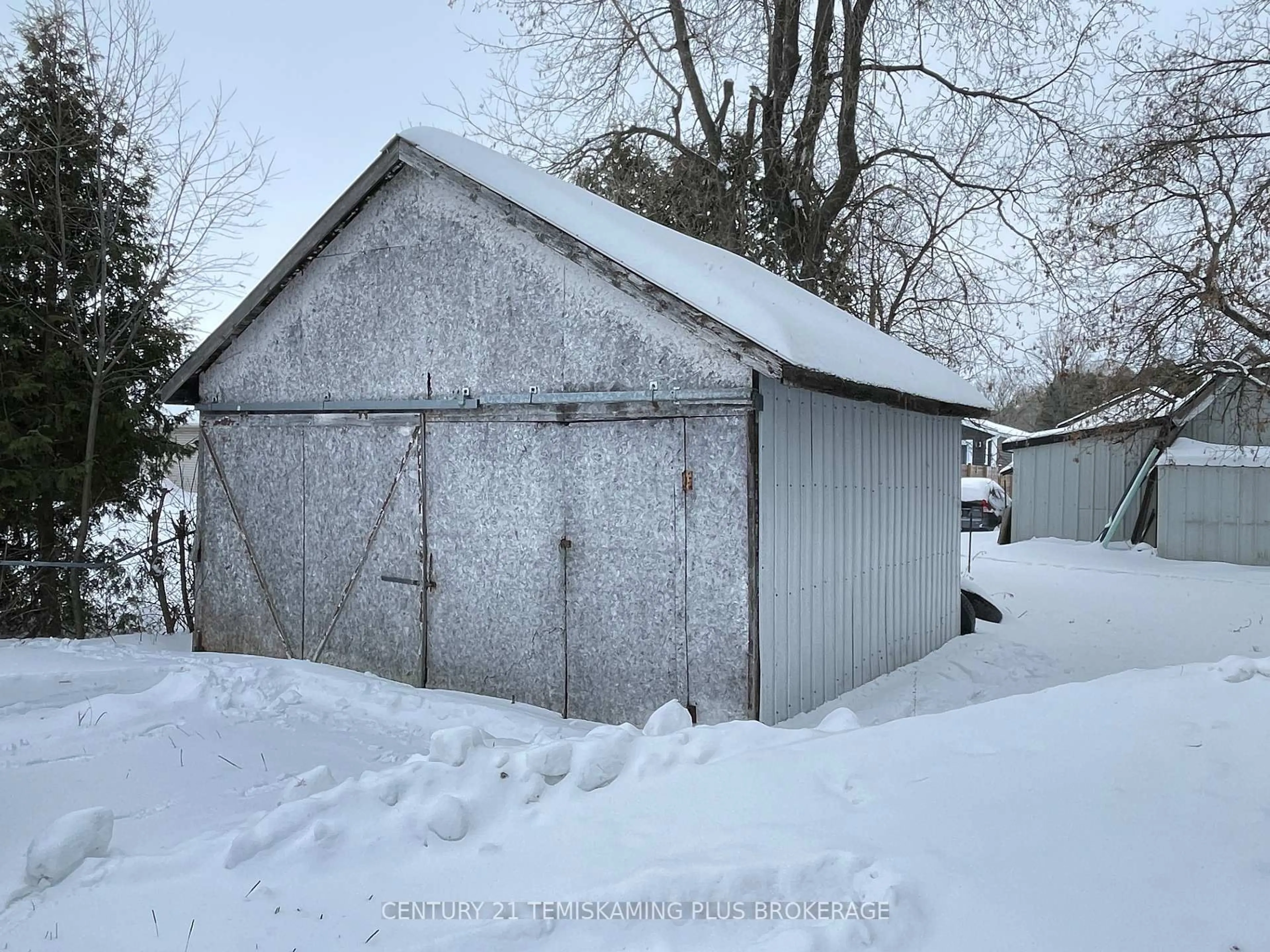 Shed for 390 Farah Ave, Temiskaming Shores Ontario P0J 1P0