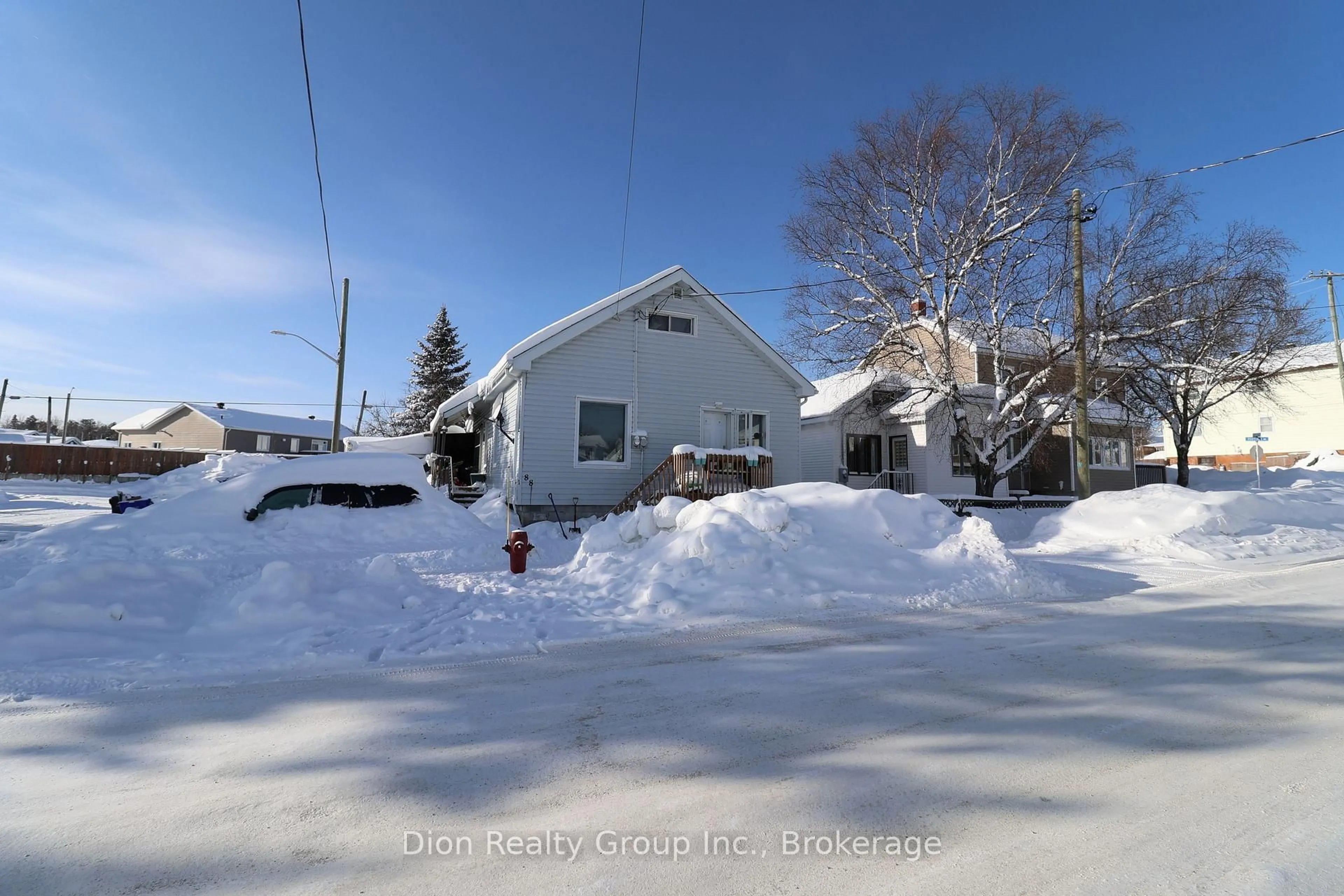 A pic from outside/outdoor area/front of a property/back of a property/a pic from drone, street for 88 Main St, Kirkland Lake Ontario P2N 3E7