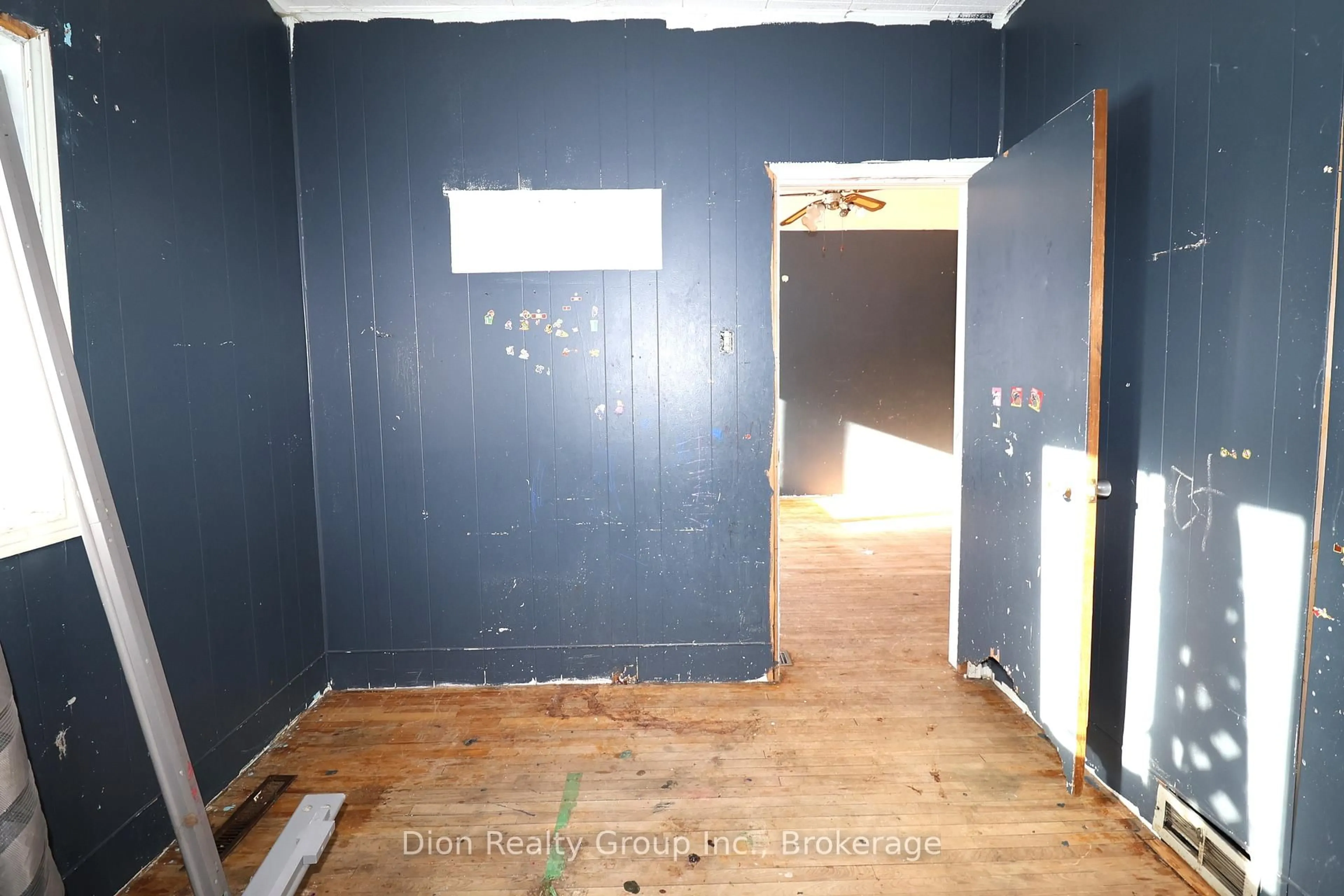 A pic of a room for 4 Rand Ave, Kirkland Lake Ontario P2N 2S8