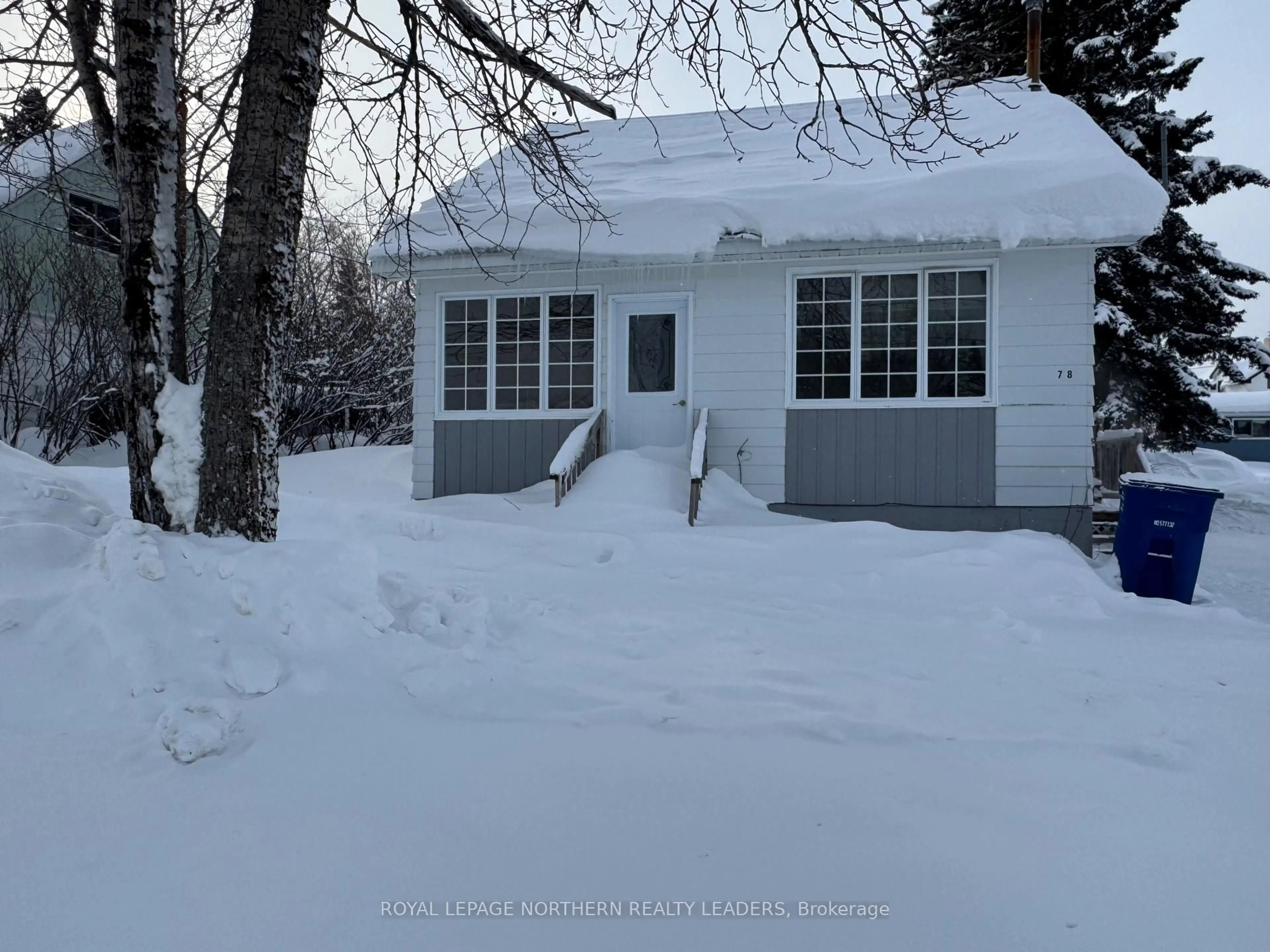 Shed for 78 Sixth St, Smooth Rock Falls Ontario P0L 2B0
