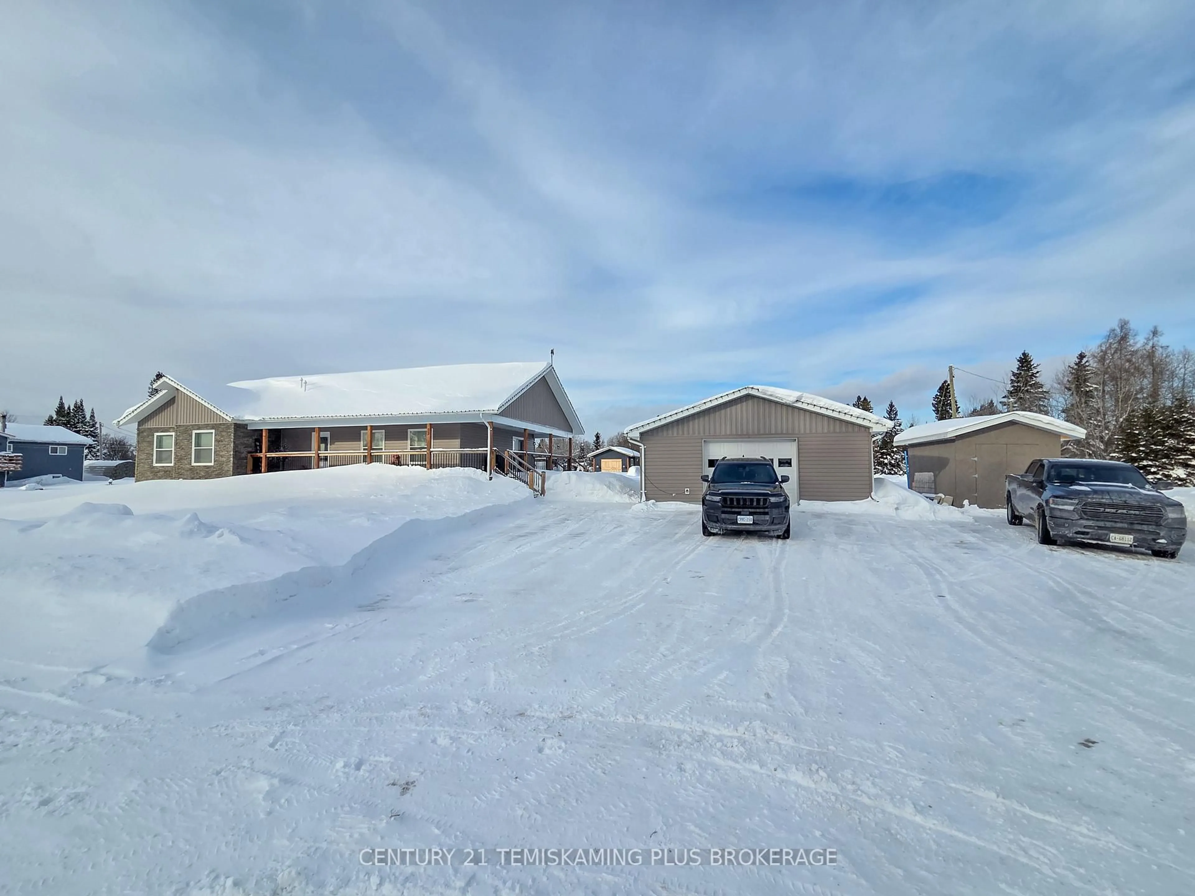 A pic from outside/outdoor area/front of a property/back of a property/a pic from drone, street for 22 Amy St, Englehart Ontario P0J 1B0