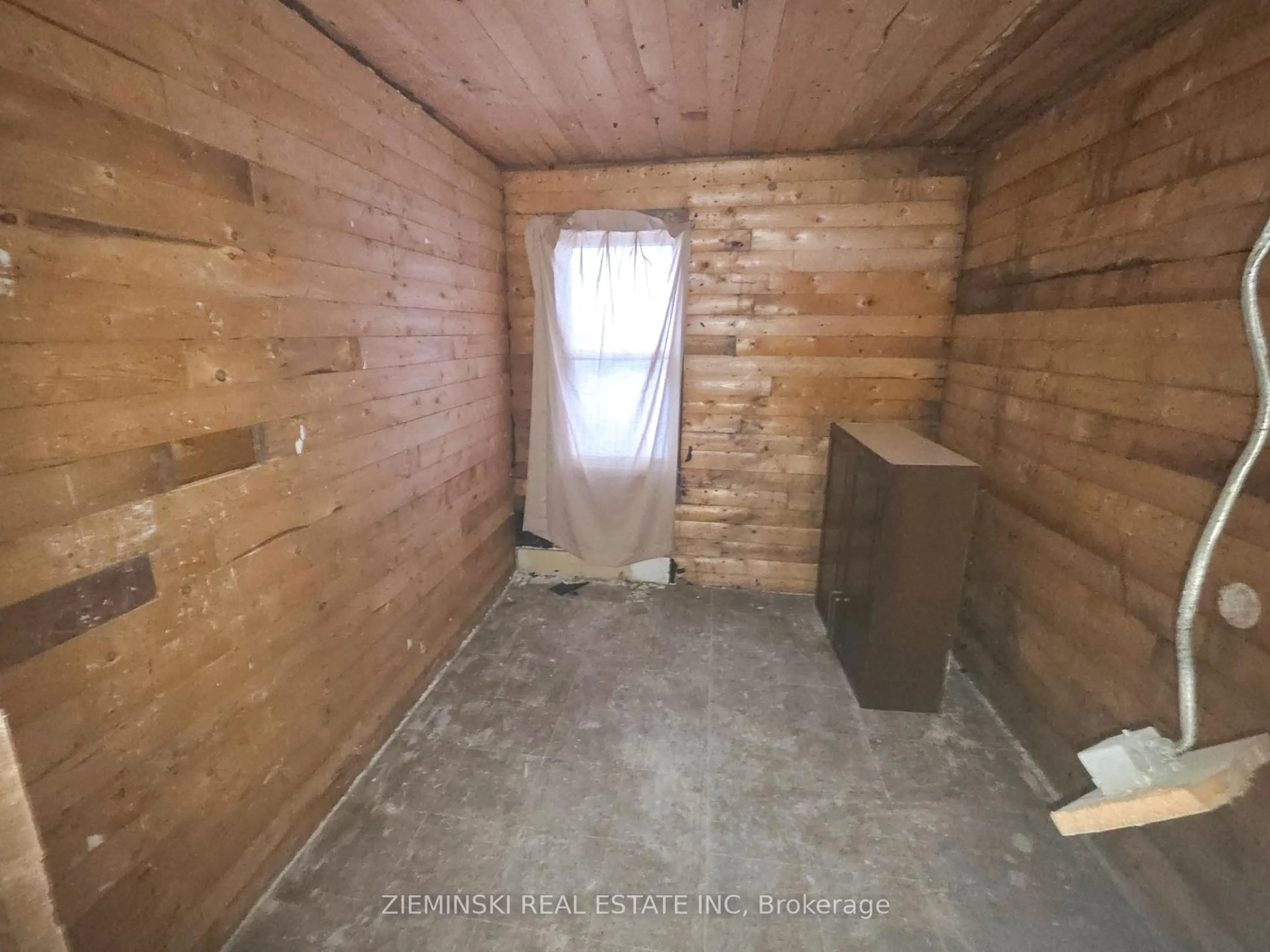 A pic of a room for 2 Station Rd, Kirkland Lake Ontario P2N 3H3