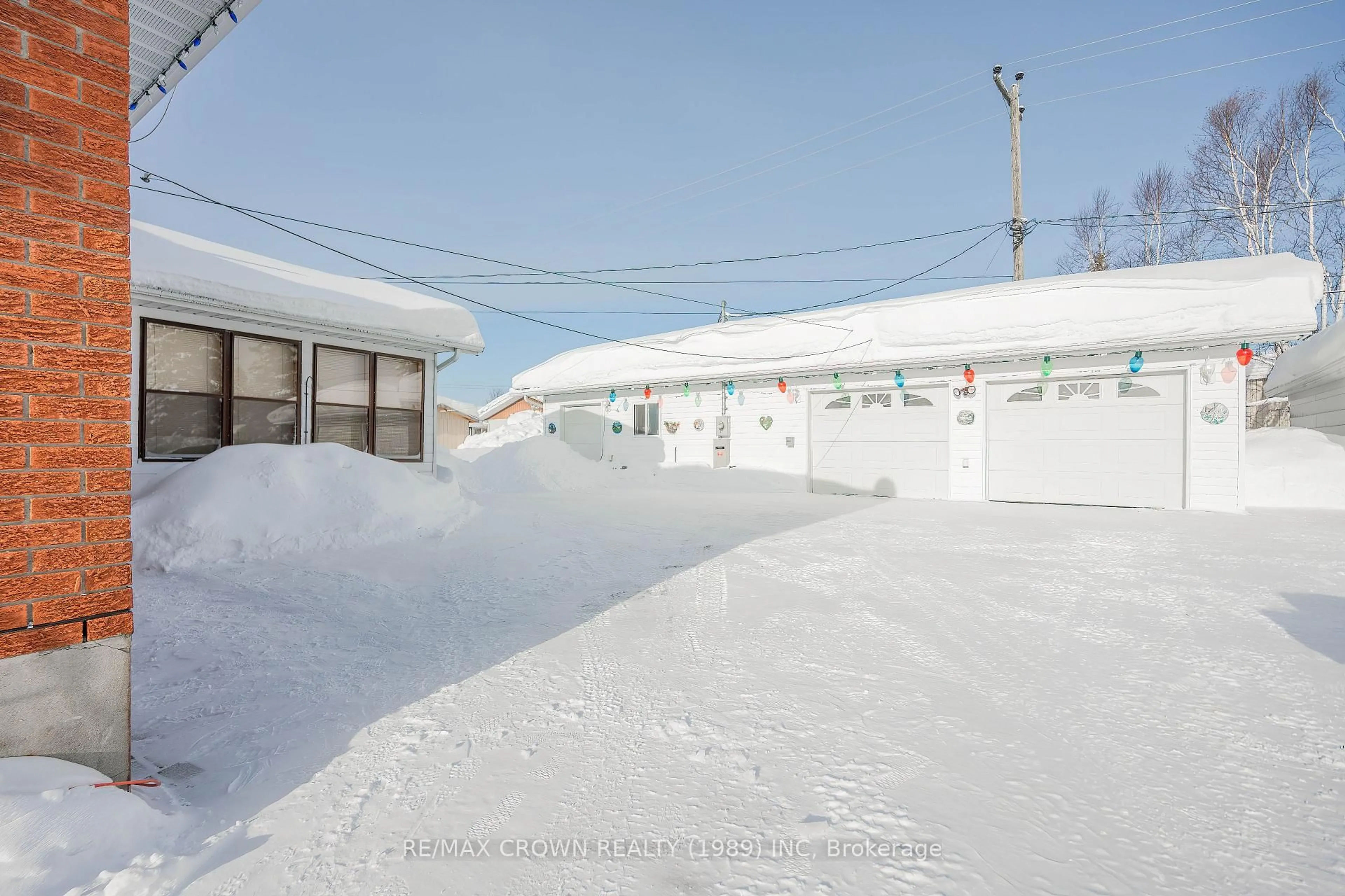 Unknown for 37 Clark St, Kapuskasing Ontario P5N 1L3