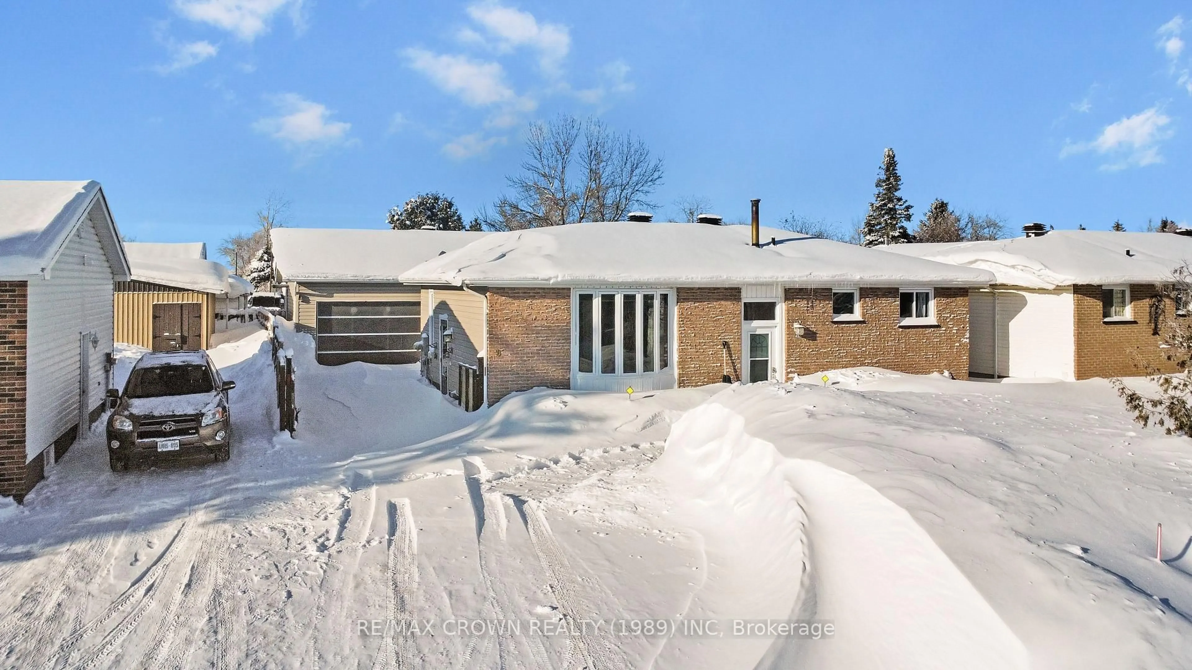 Unknown for 40 Fifteenth St, Hearst Ontario P0L 1N0