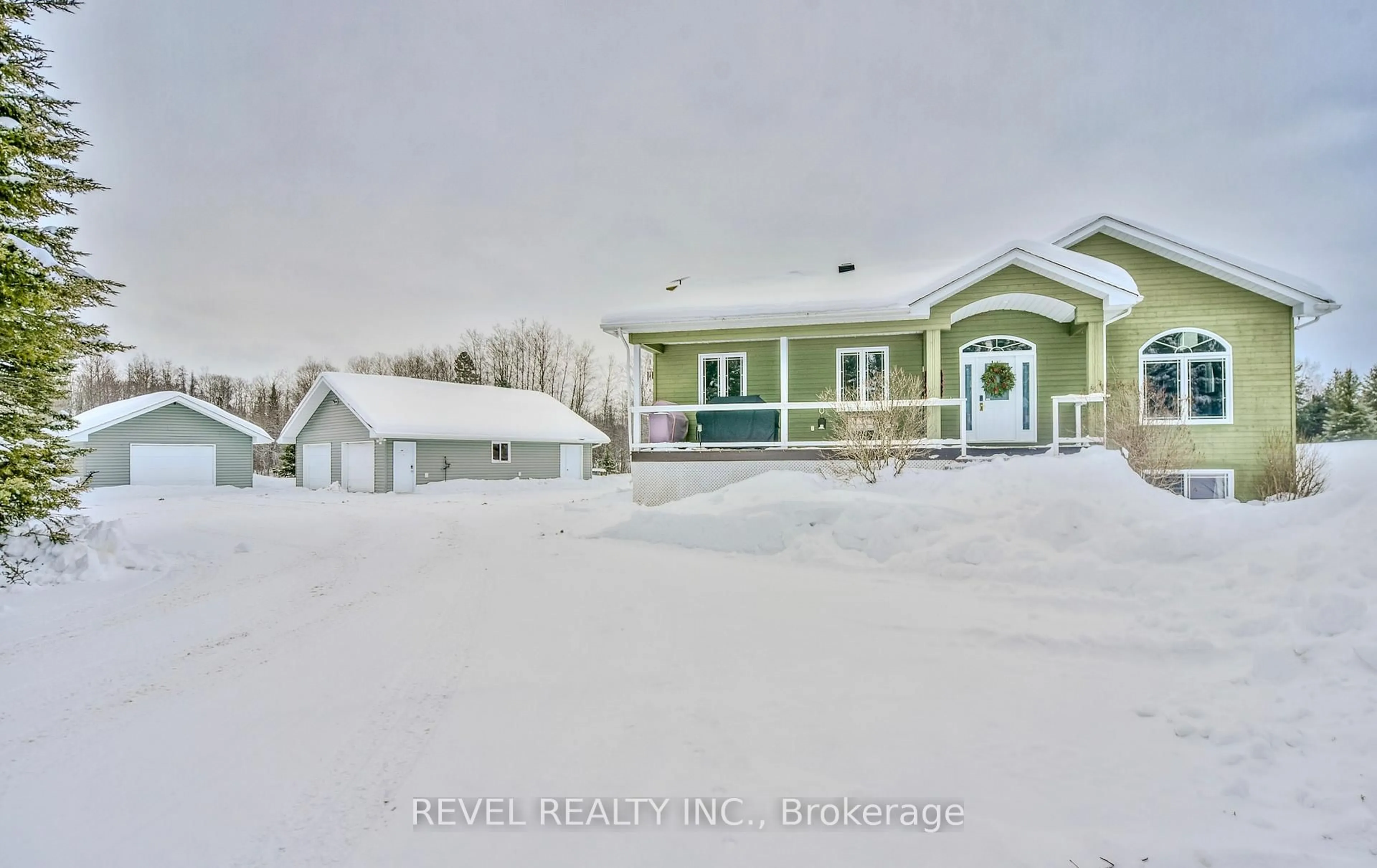 A pic from outside/outdoor area/front of a property/back of a property/a pic from drone, building for 257 Caron Rd, Timmins Ontario P4N 7C3