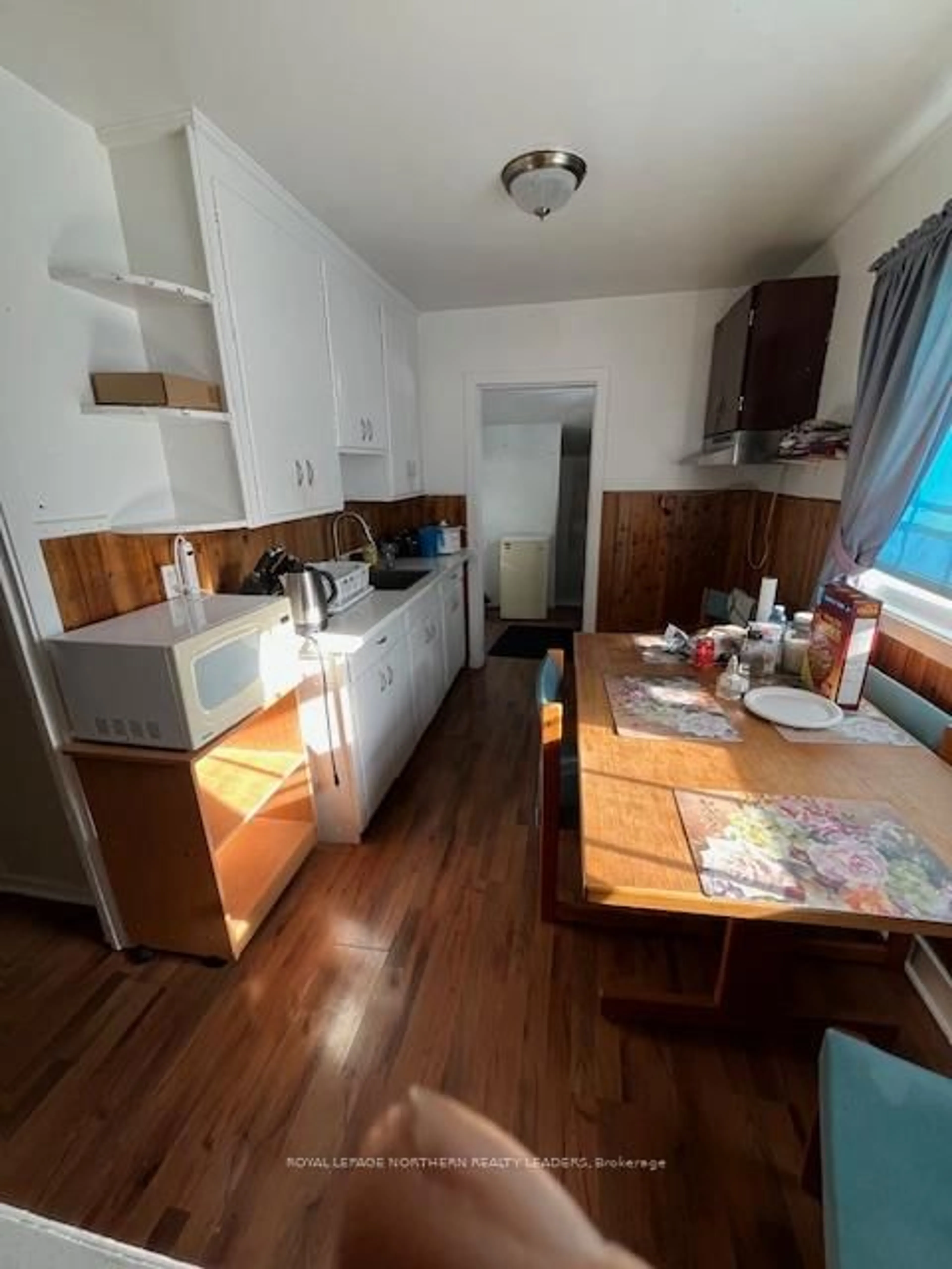Standard kitchen, unknown for 426 MacLean Dr, Timmins Ontario P4N 4W6