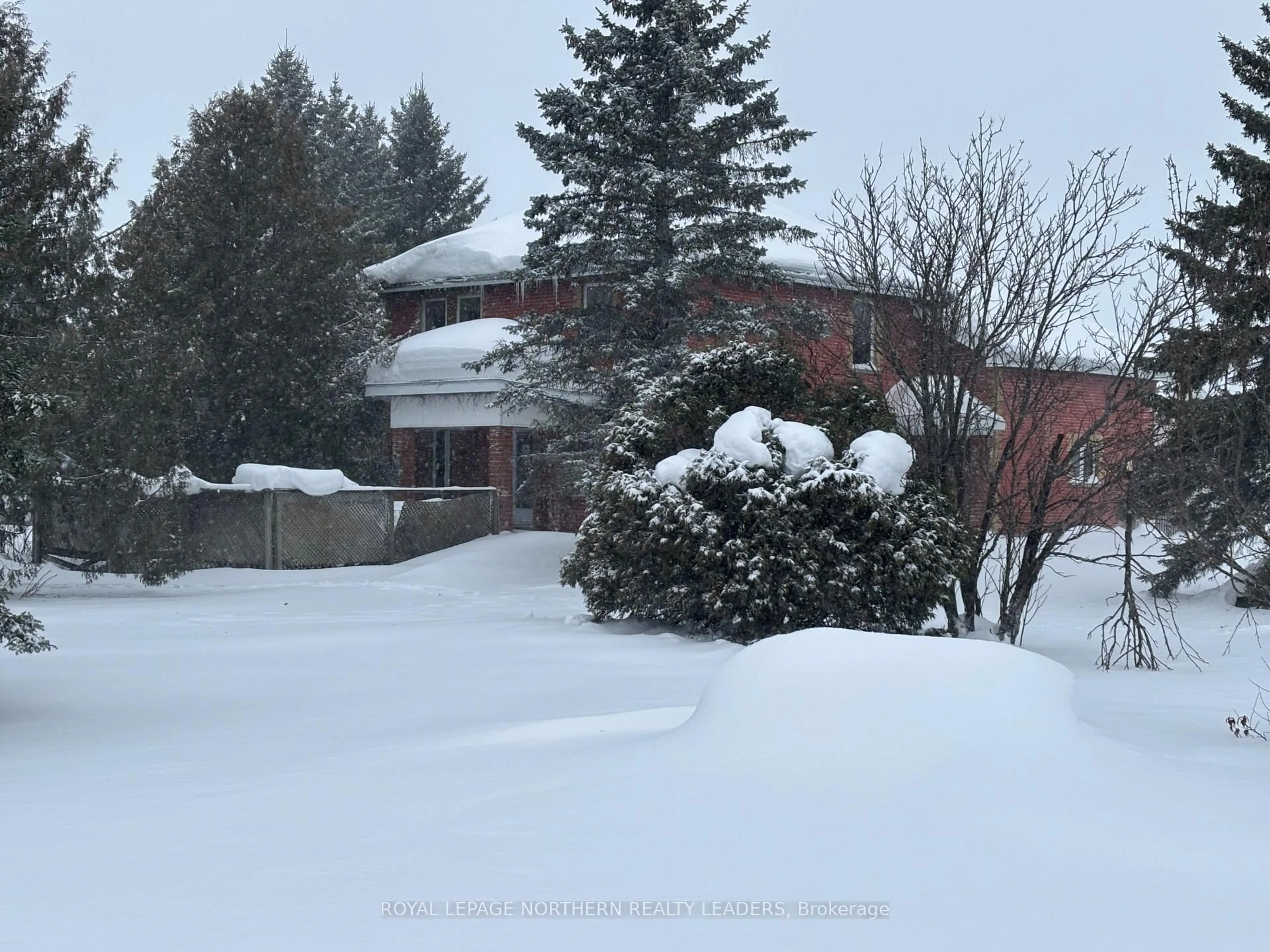 A pic from outside/outdoor area/front of a property/back of a property/a pic from drone, street for 2343 Genier Rd, Cochrane Ontario P0L 1C0