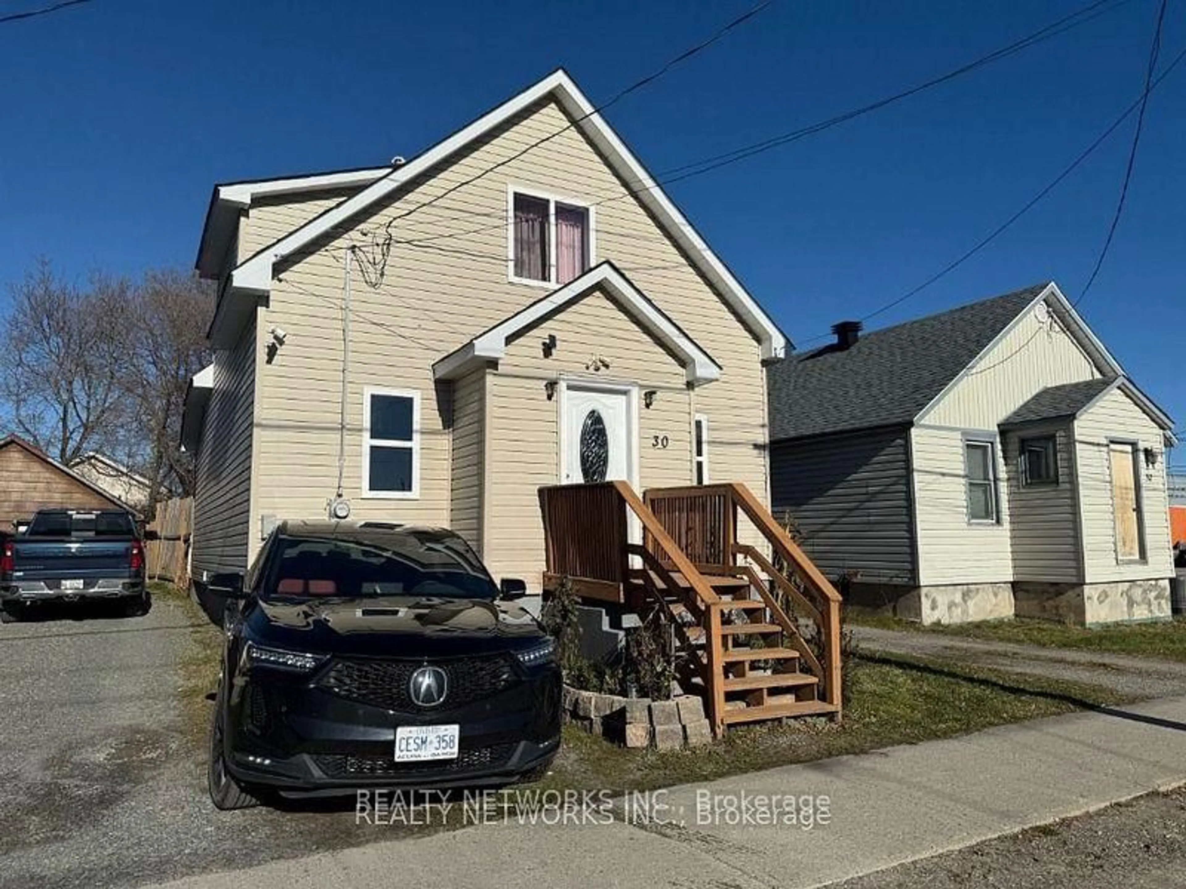 Unknown for 30 Golden Ave, Timmins Ontario P0N 1H0