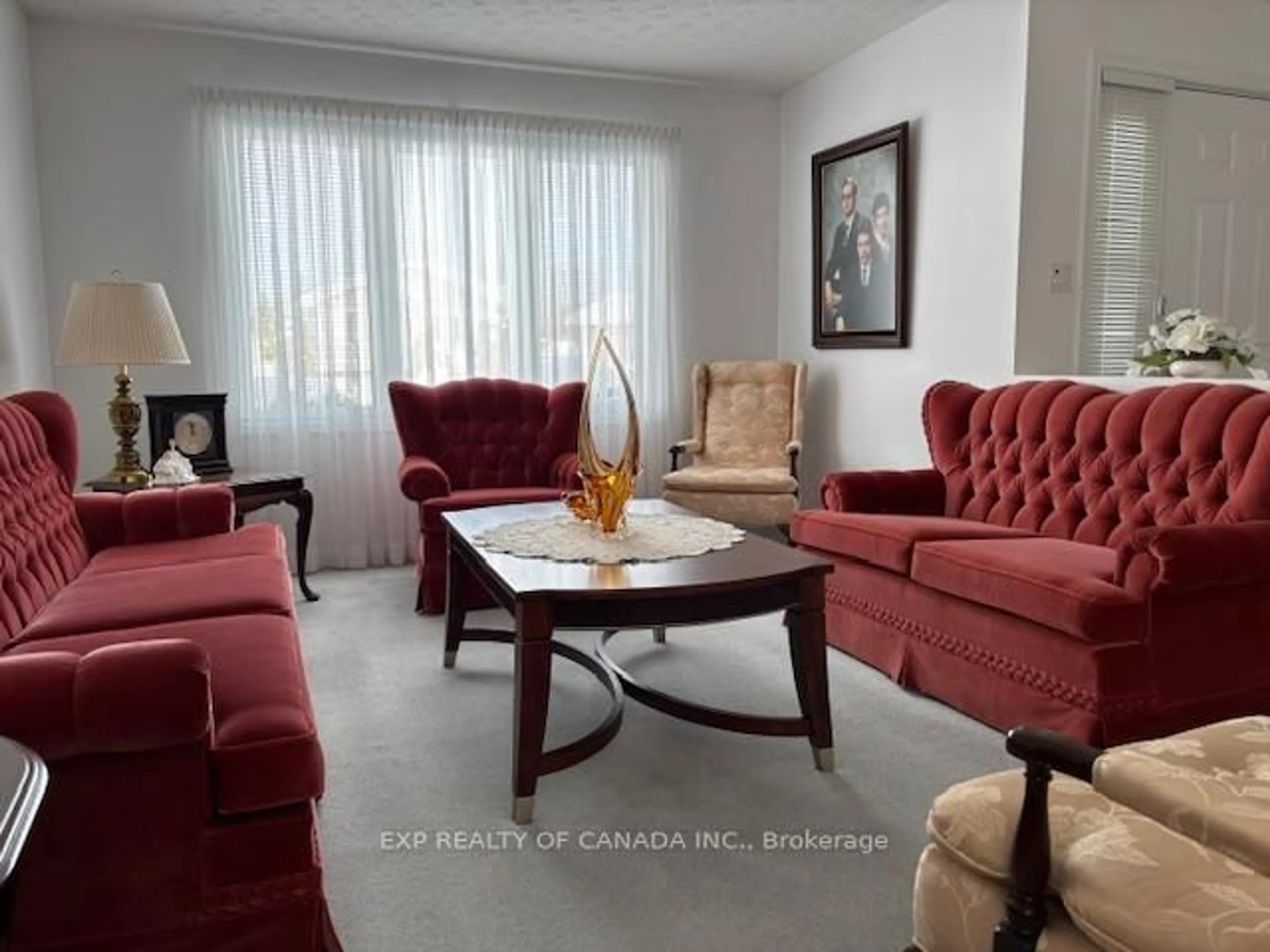 Living room with furniture, unknown for 86 Mascioli Blvd, Timmins Ontario P4P 1H8