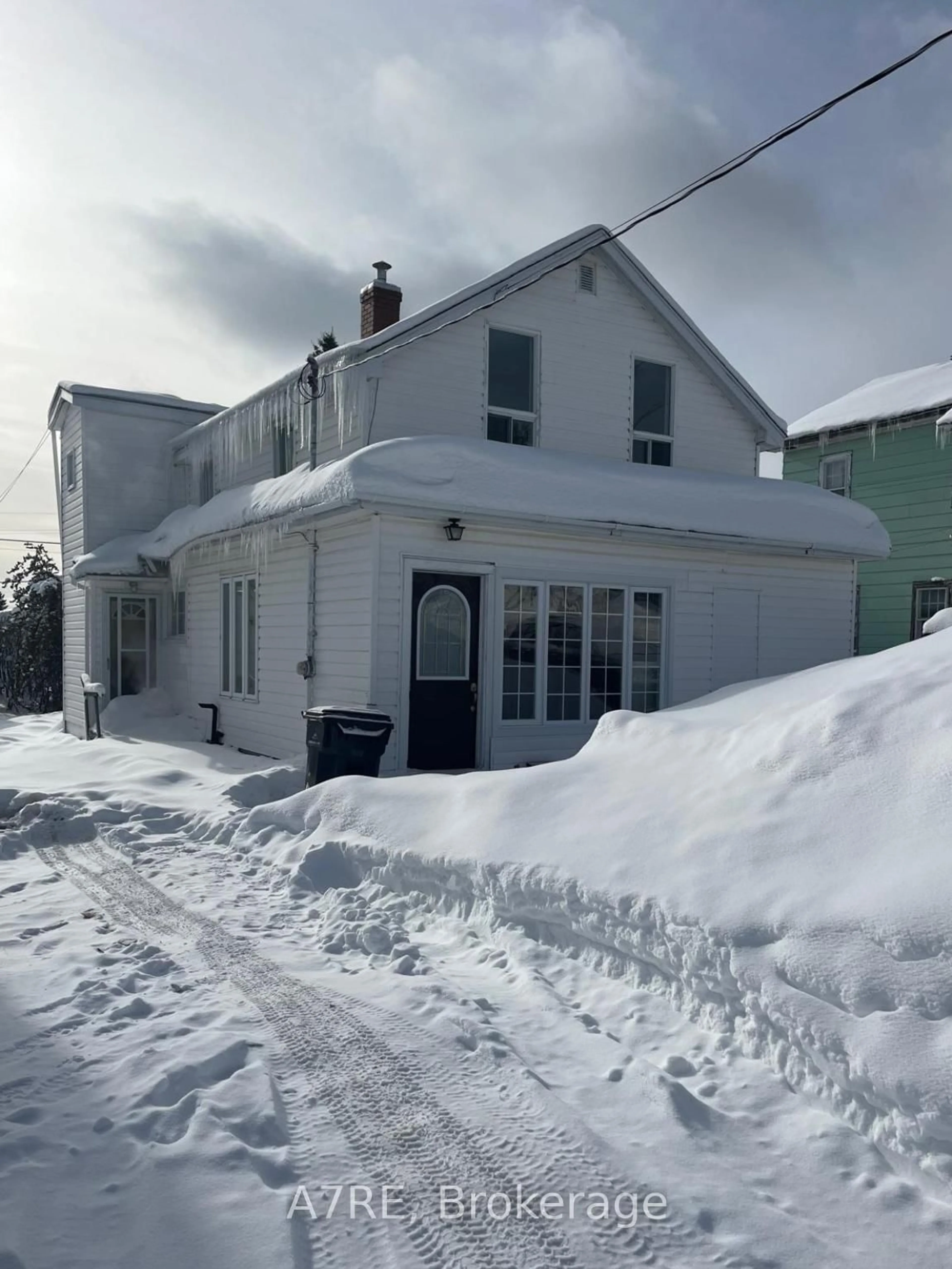 Unknown for 35 Taylor Ave, Kirkland Lake Ontario P2N 2L2