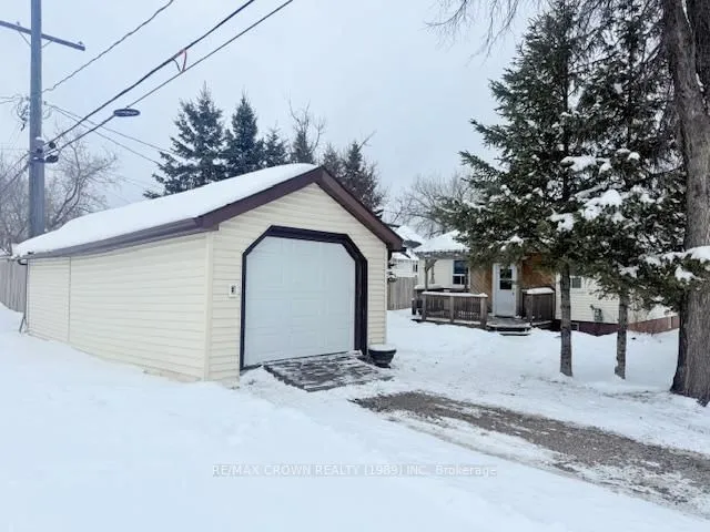 60 Egerton St, Kapuskasing 3