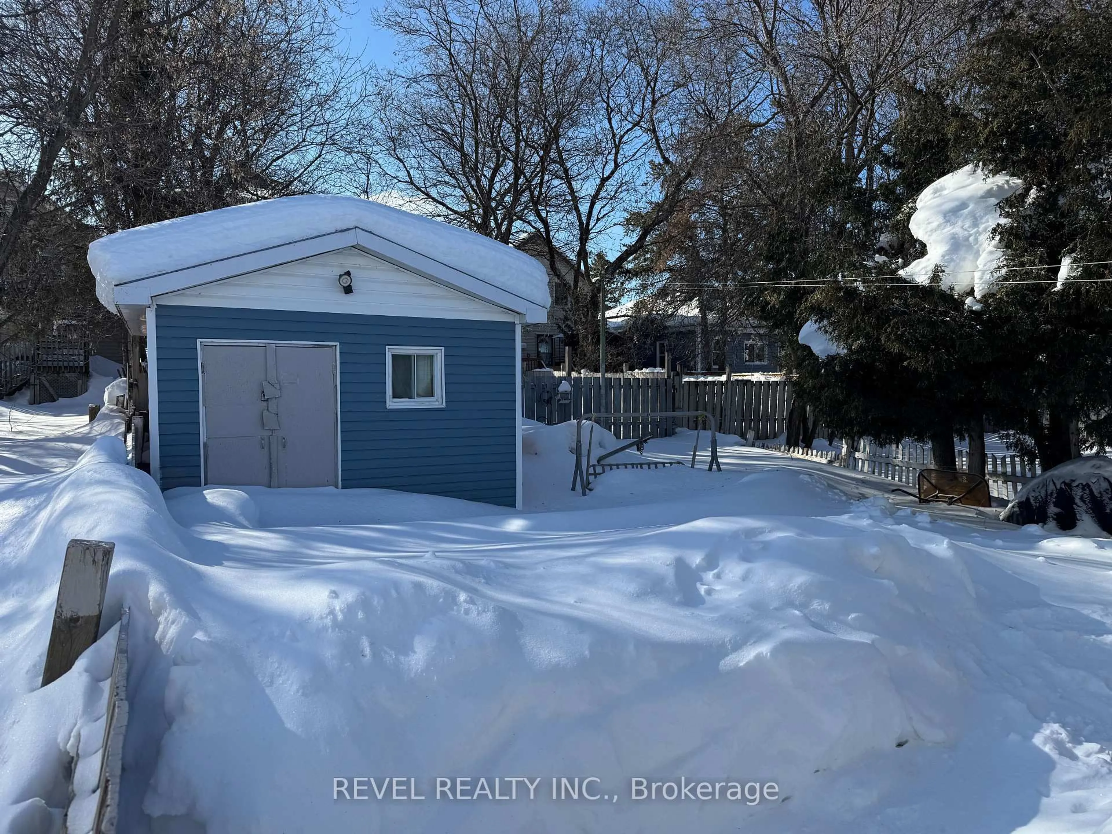 Shed for 39 Belanger Ave, Timmins Ontario P4N 2V2