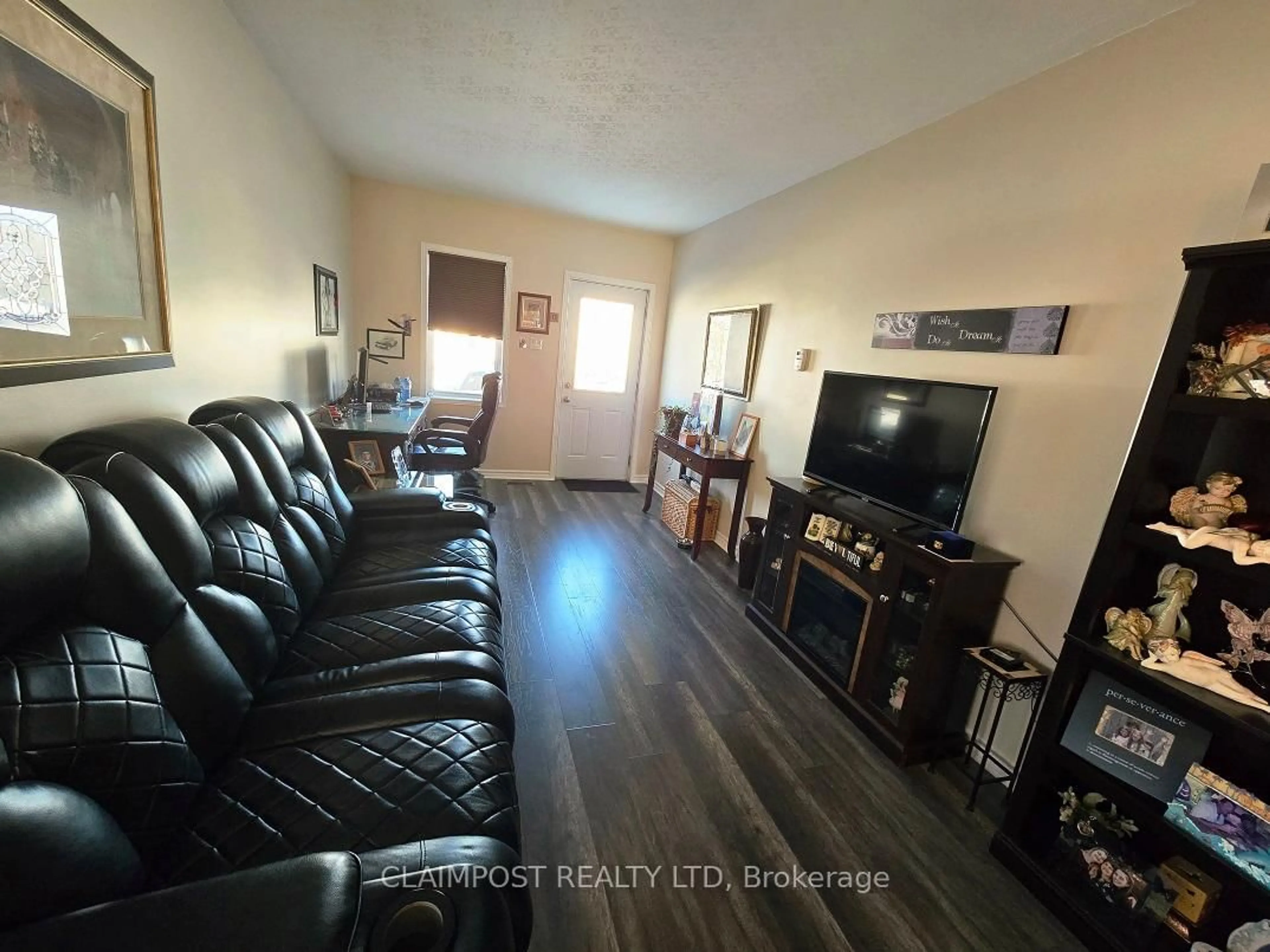 A pic of a room for 63 Kent Ave, Timmins Ontario P4N 3B7