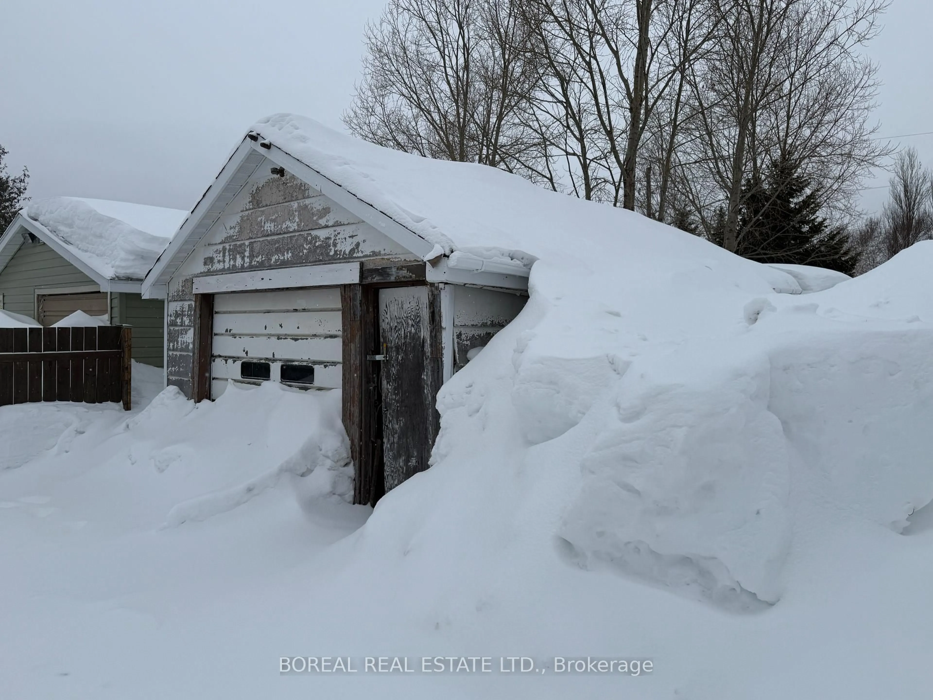 Shed for 232 Main St, Smooth Rock Falls Ontario P0L 2B0