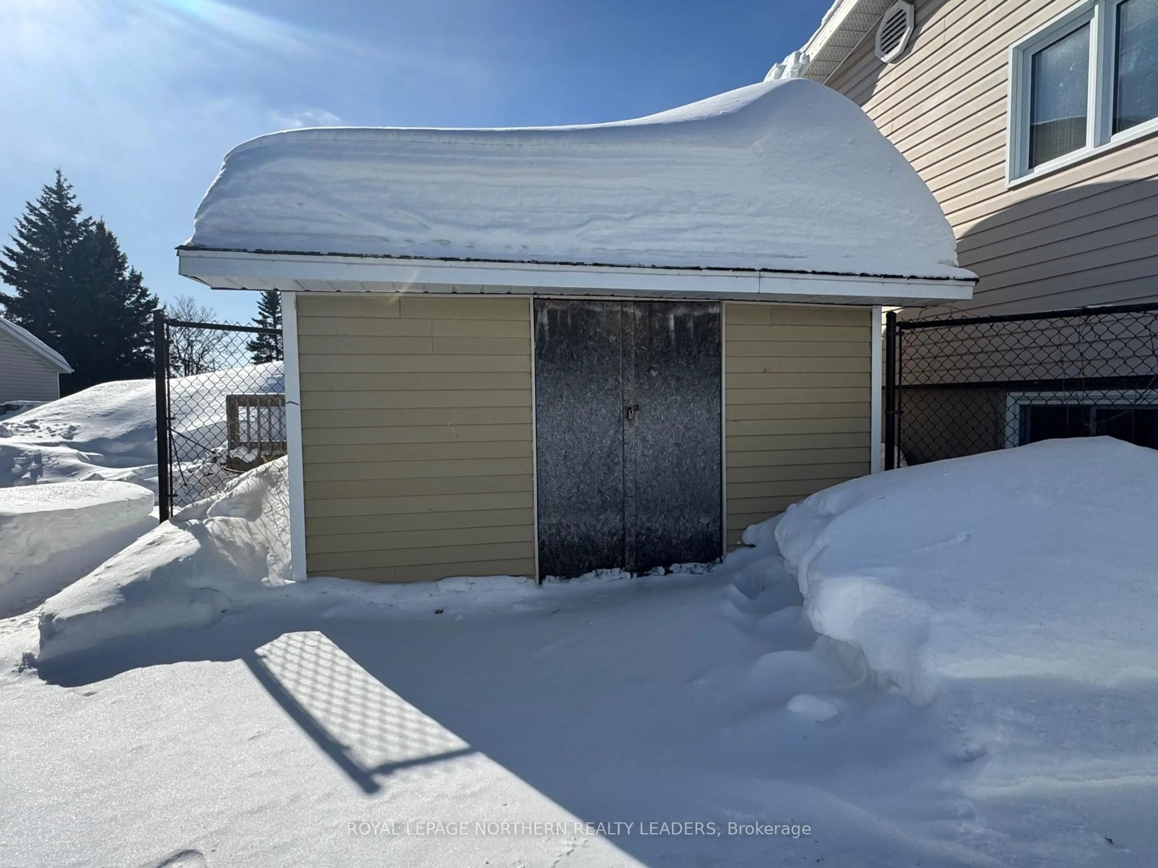 Shed for 1015 Michener Blvd, Timmins Ontario P0N 1K0