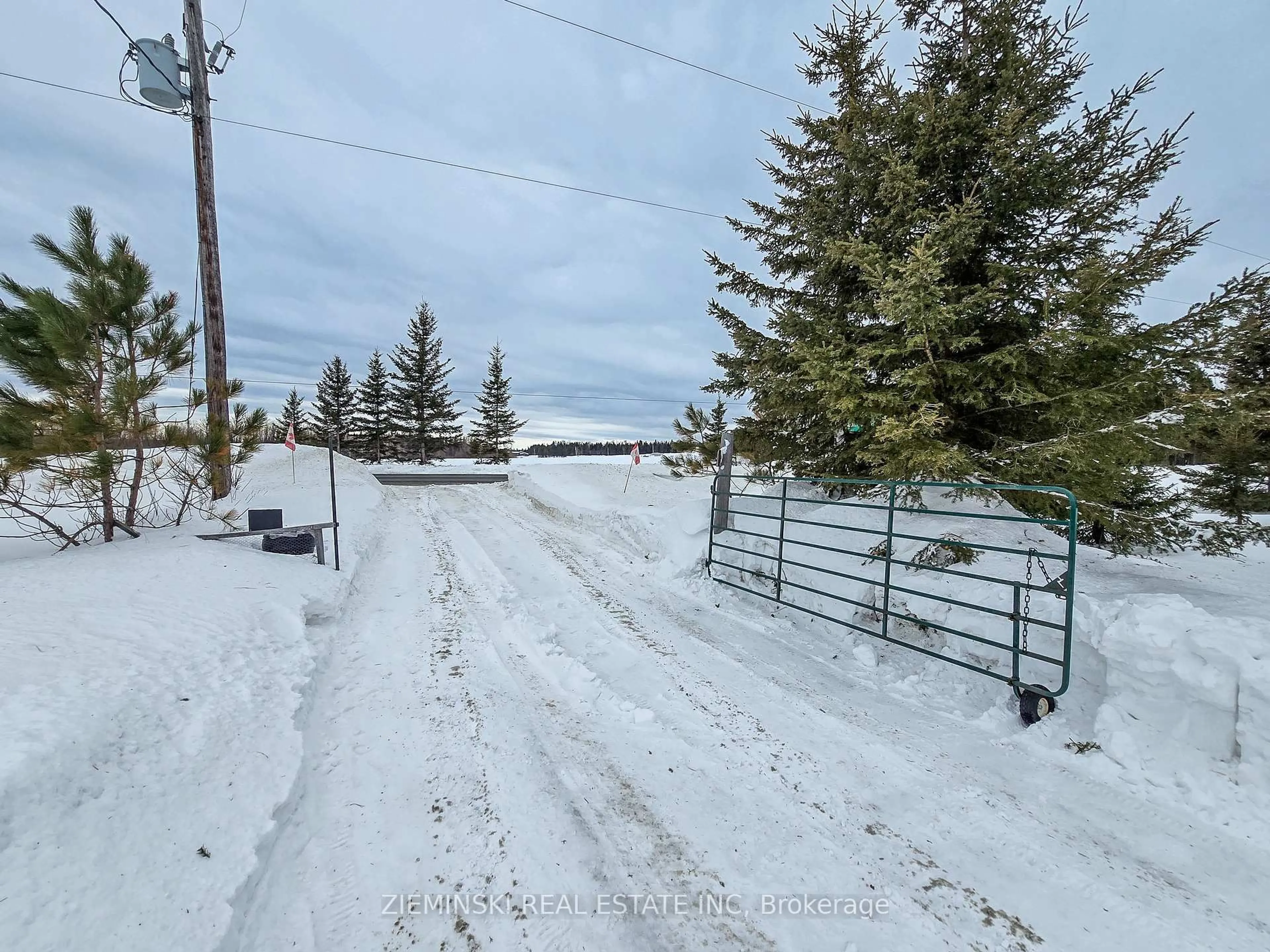 A pic from outside/outdoor area/front of a property/back of a property/a pic from drone, street for 2896 101 Highway, Black River-Matheson Ontario P0K 1N0