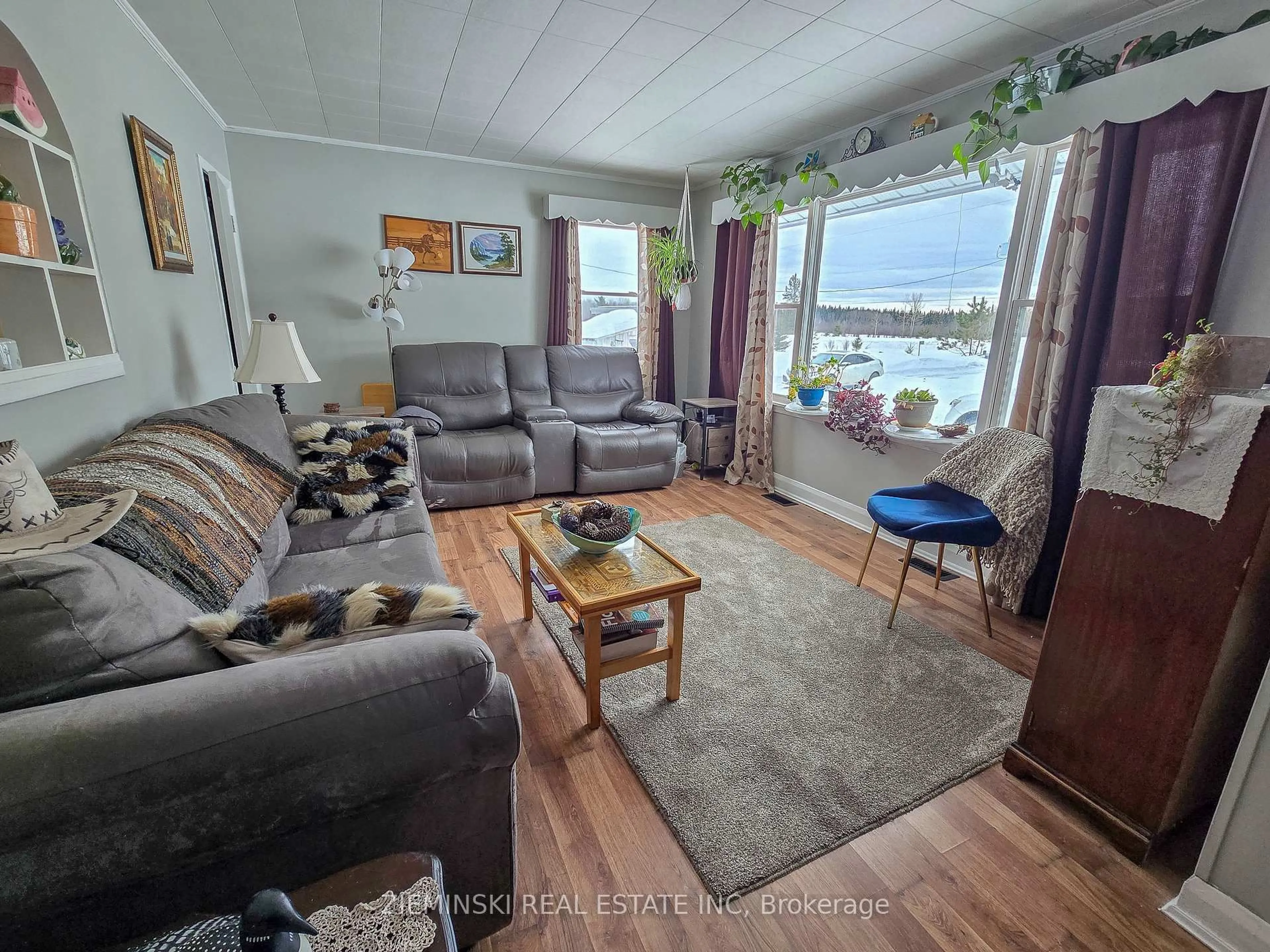 Living room with furniture, unknown for 2896 101 Highway, Black River-Matheson Ontario P0K 1N0