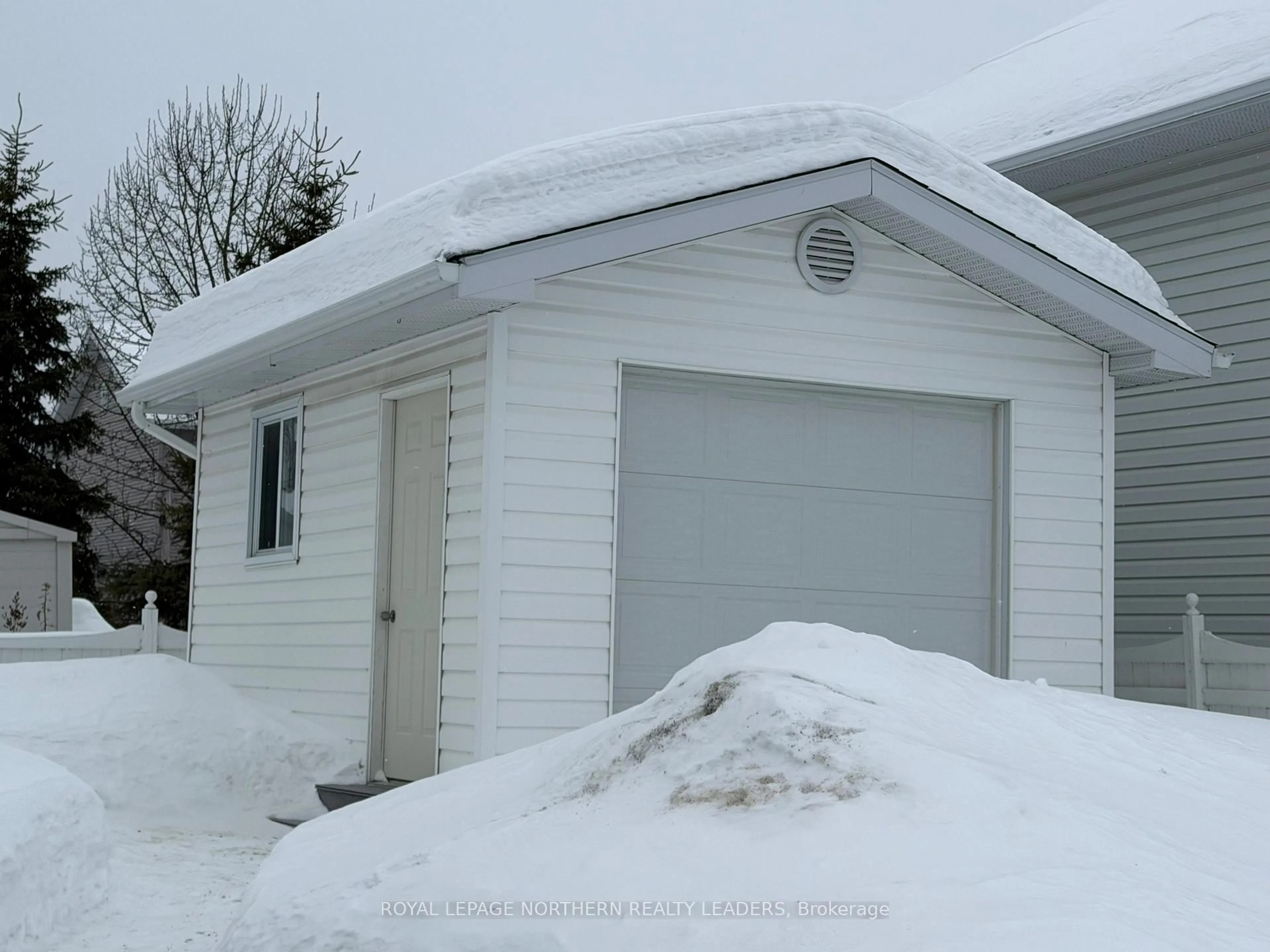 Shed for 101 Ruth St, Timmins Ontario P0N 1C0