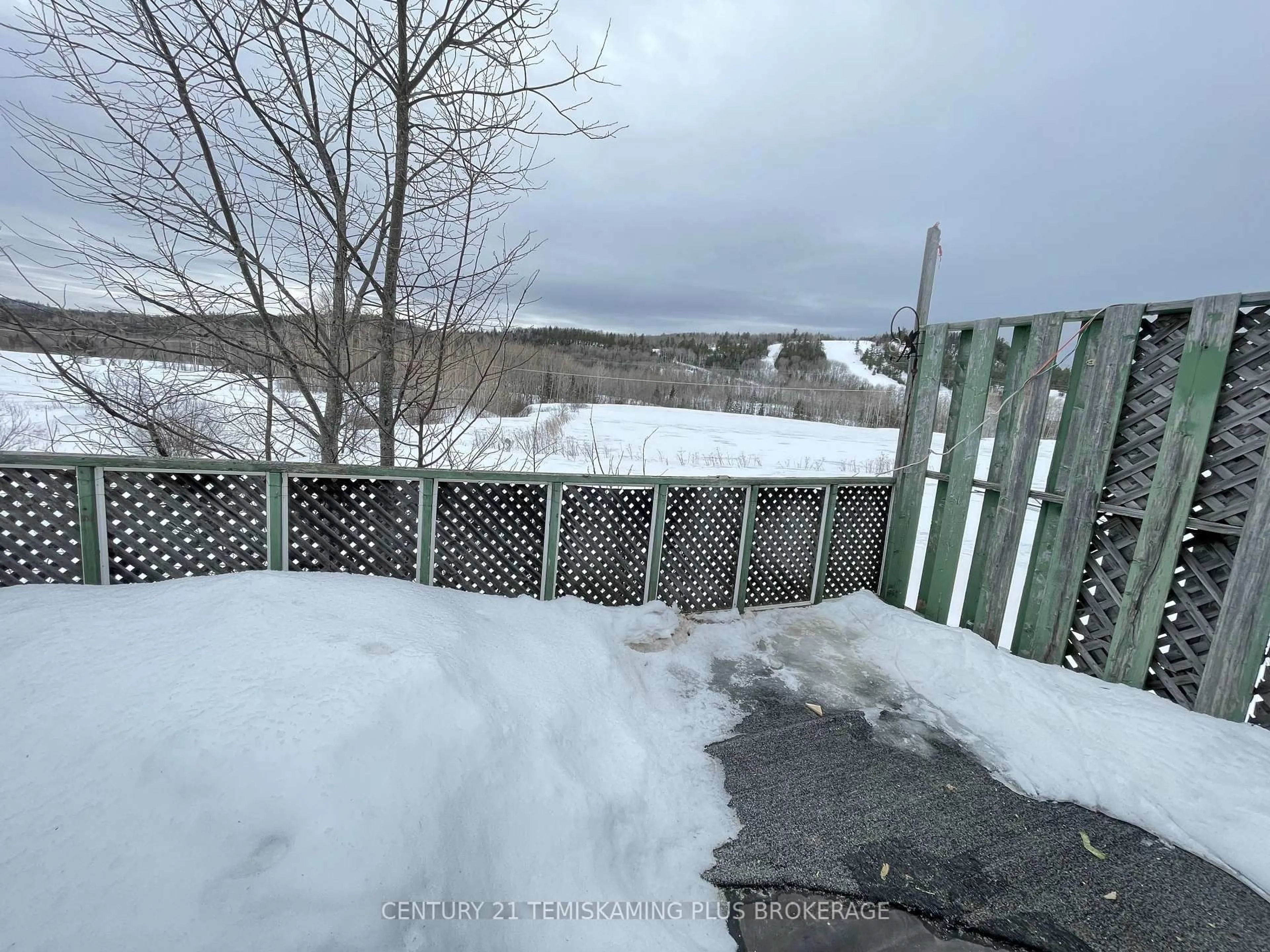 A pic from outside/outdoor area/front of a property/back of a property/a pic from drone, mountain view for 974332 Hwy 567 Highway, Timiskaming Ontario P0J 1R0