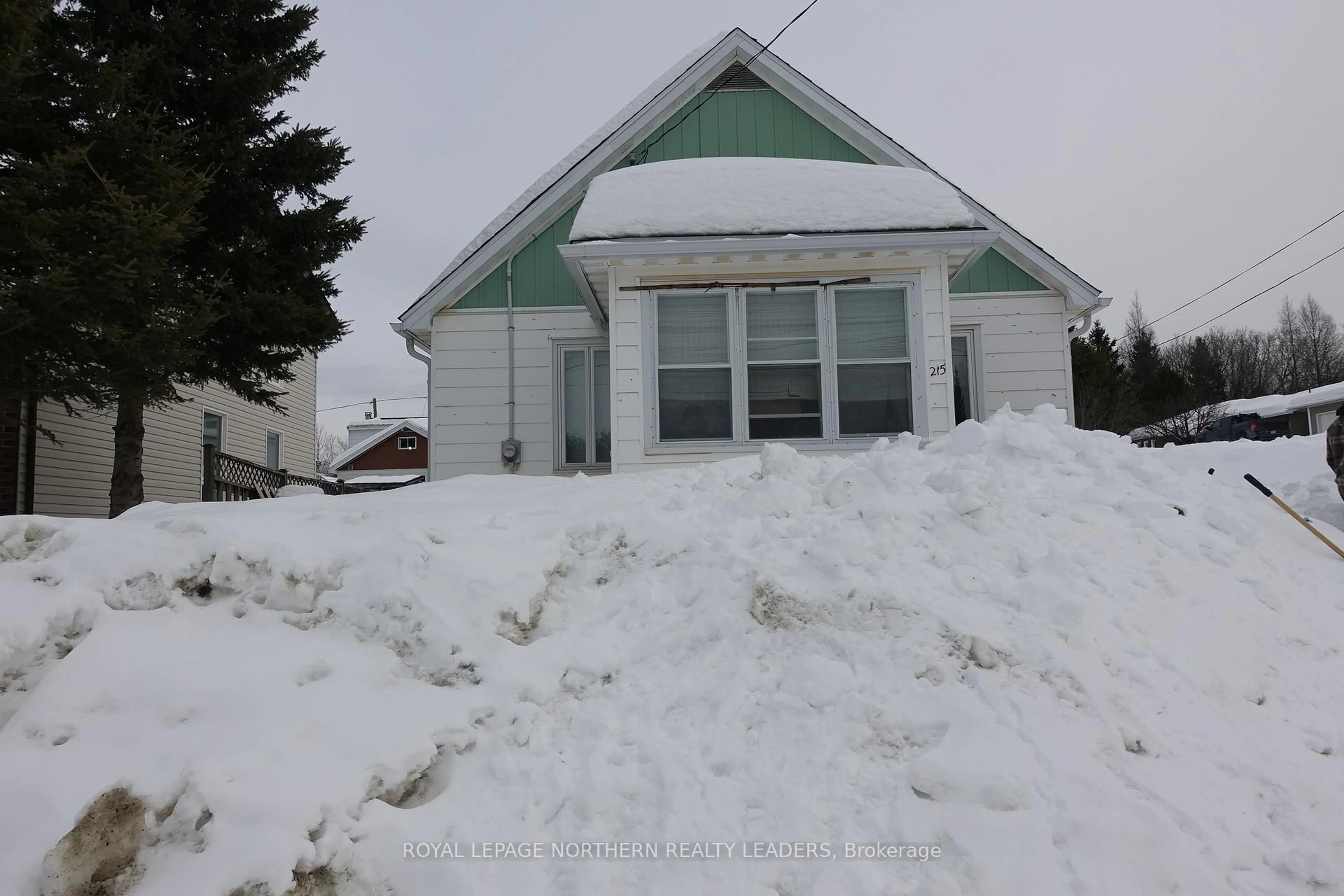 Unknown for 215 Galbraith St, Timmins Ontario P0N 1H0