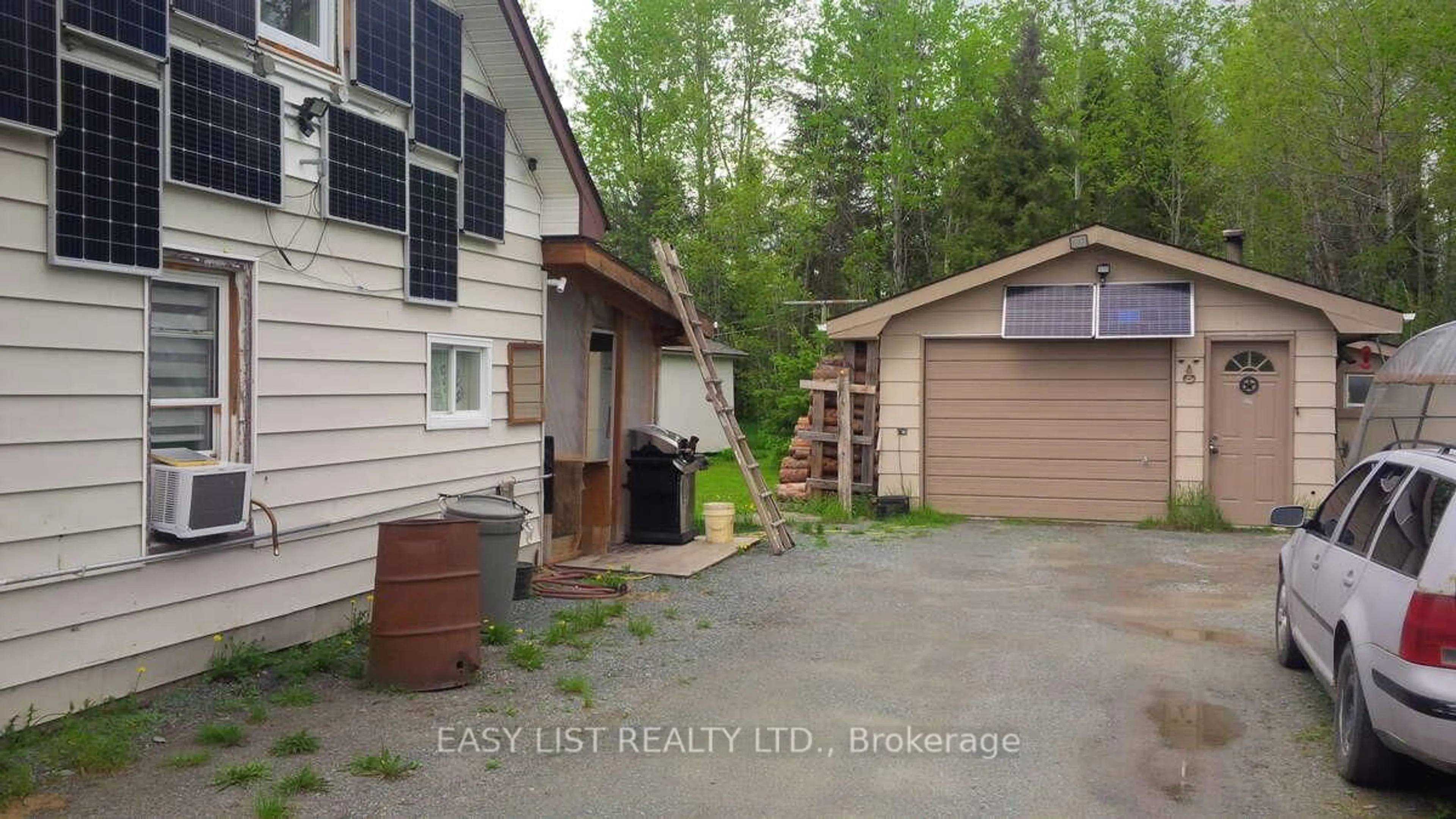 Patio, street for 2414 Pearl St, Black River-Matheson Ontario P0K 1C0