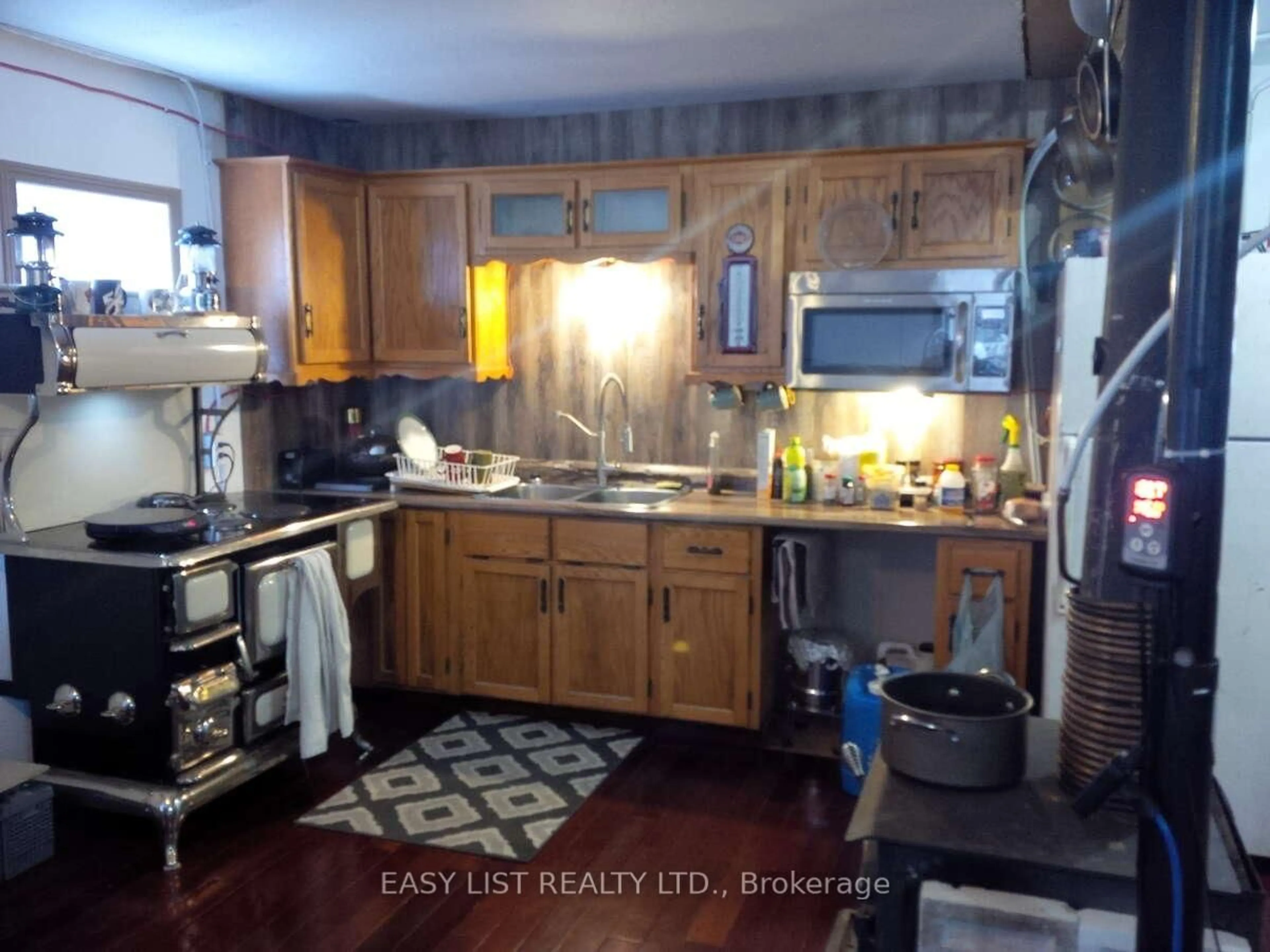 Unknown for 2414 Pearl St, Black River-Matheson Ontario P0K 1C0