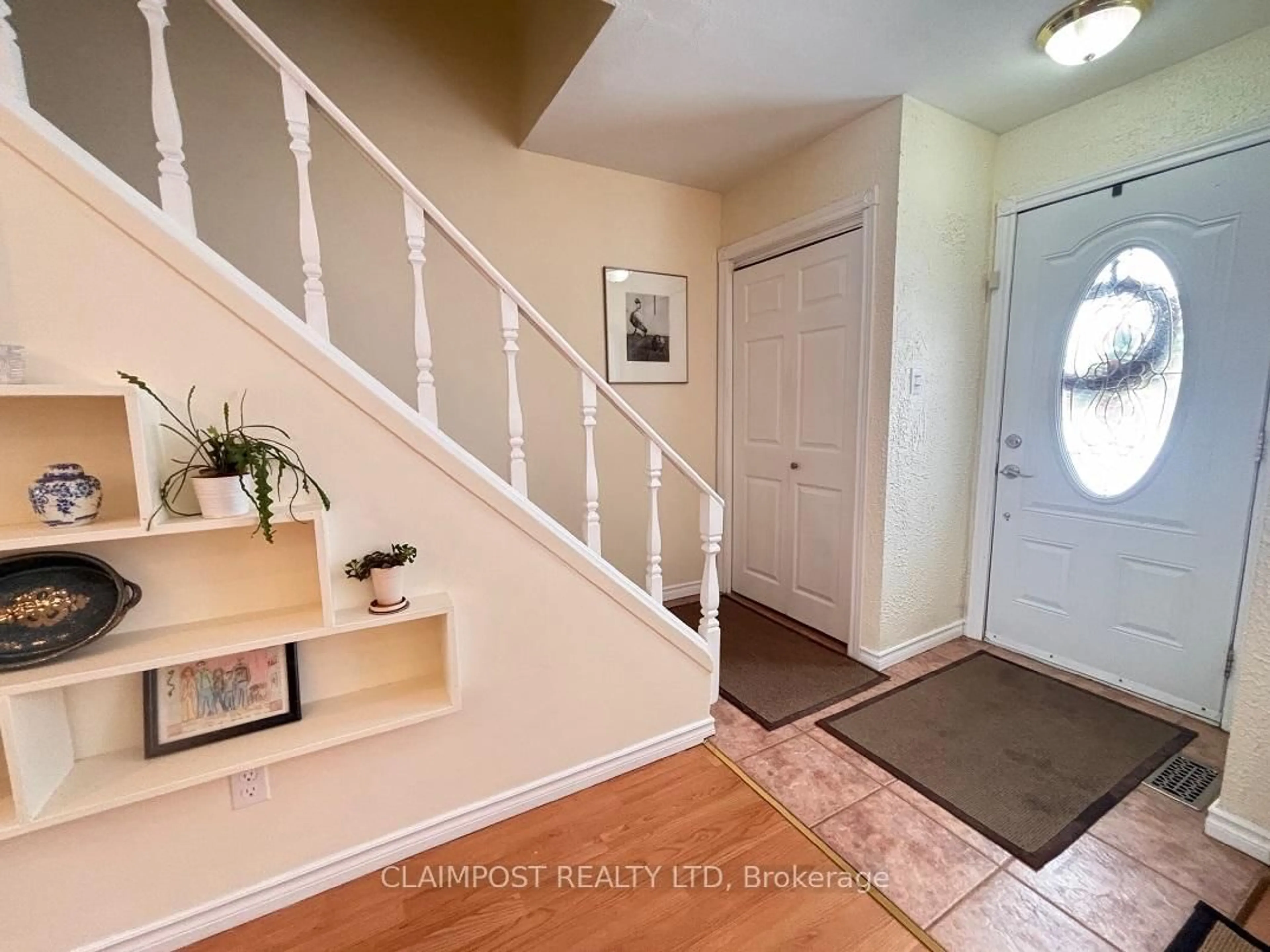 Indoor entryway for 679 Emilie St, Timmins Ontario P4N 5K2