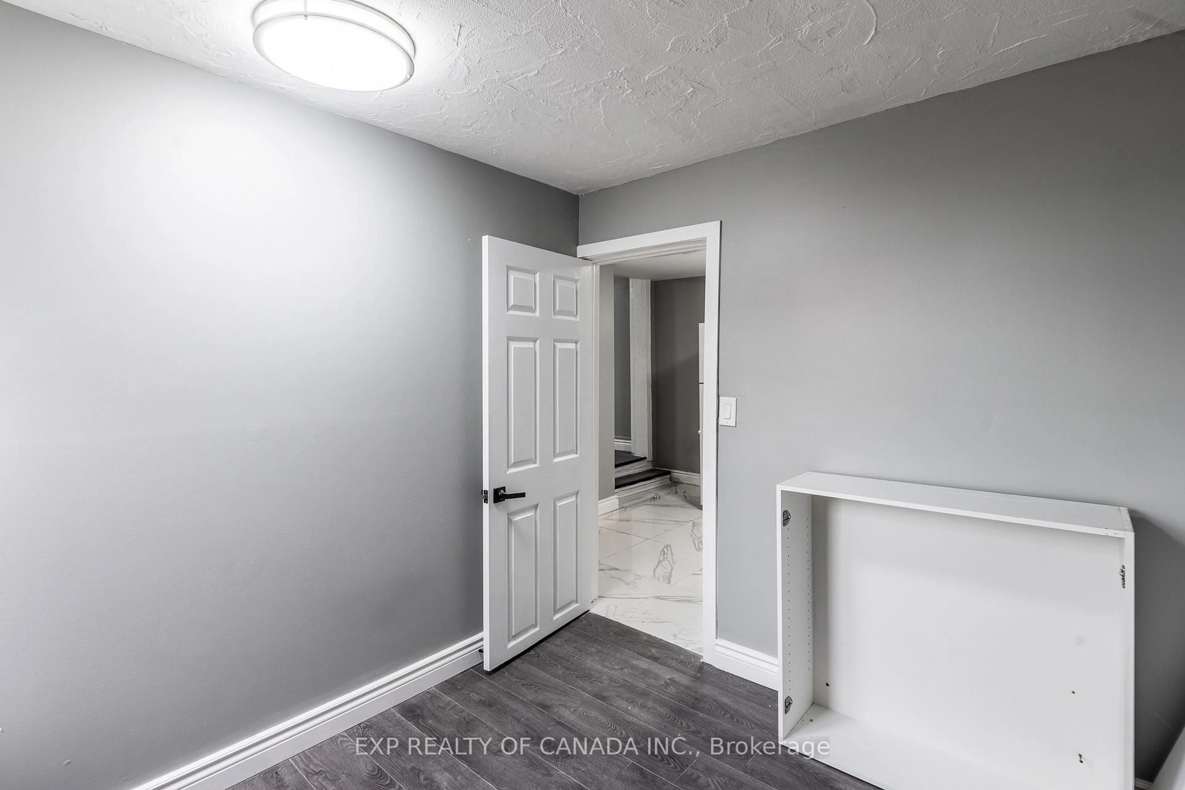 Indoor entryway for 94 Father Costello Dr, Timmins Ontario P0N 1G0