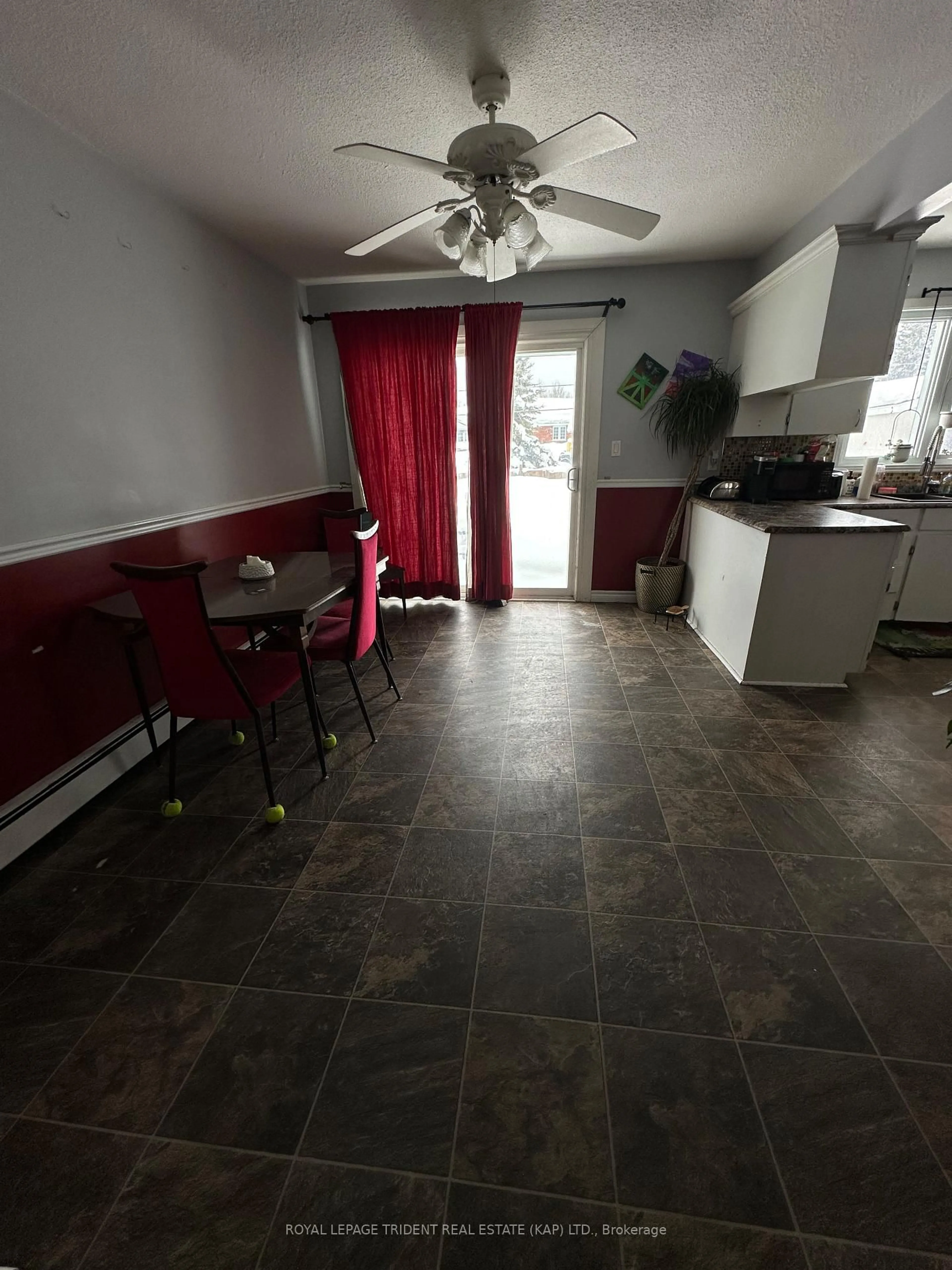 A pic of a room for 3 Clark St, Kapuskasing Ontario P5N 1L3