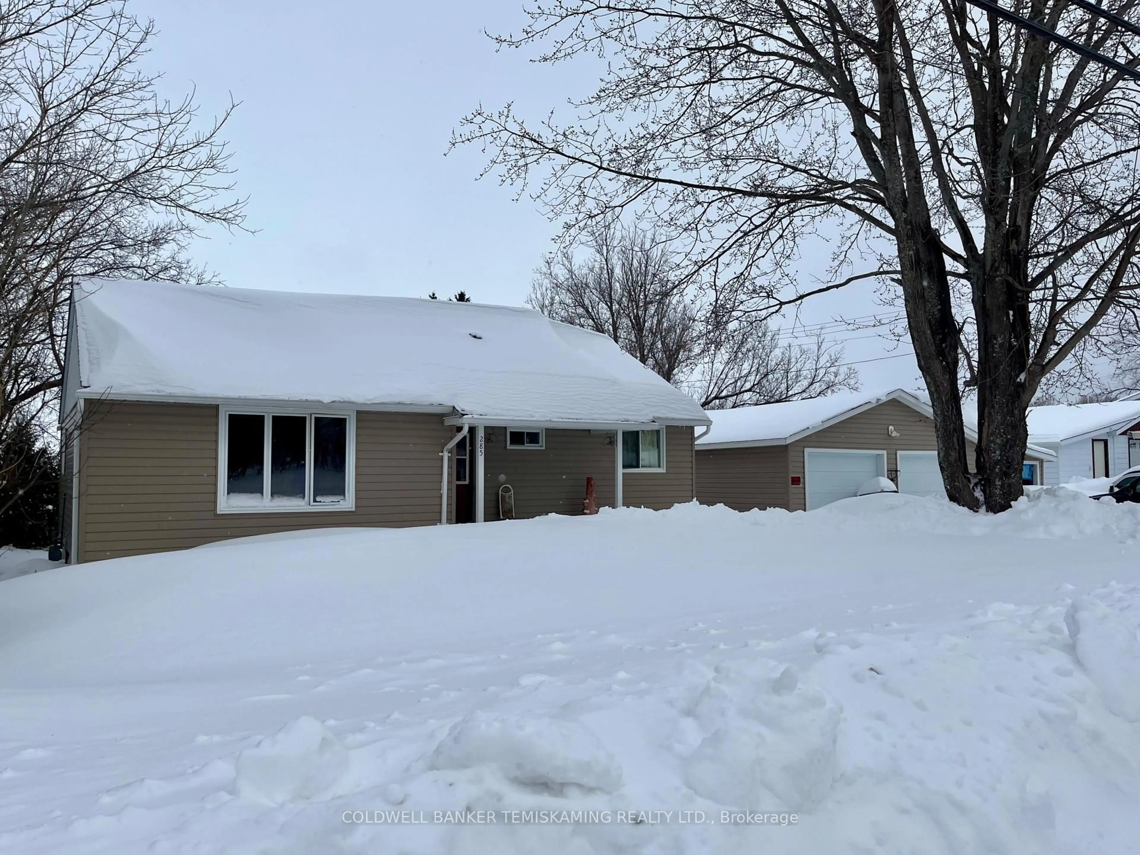 A pic from outside/outdoor area/front of a property/back of a property/a pic from drone, street for 285 Georgina Ave, Temiskaming Shores Ontario P0J 1K0