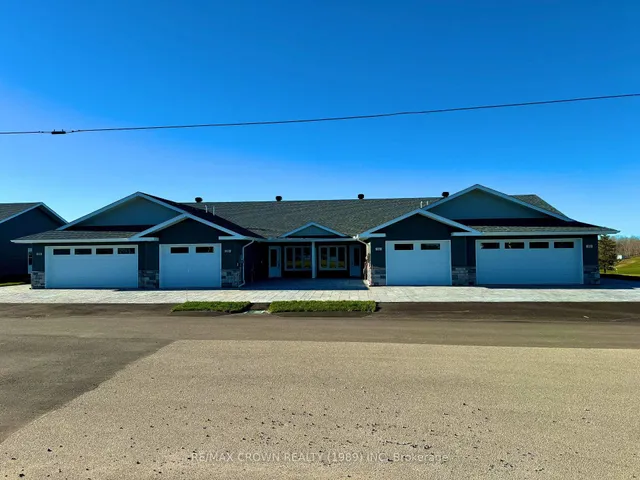 20 Golf St, Kapuskasing 2