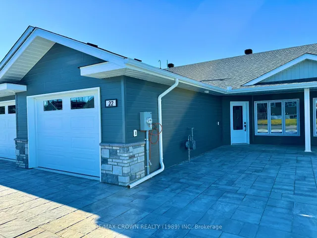 22 Golf St, Kapuskasing