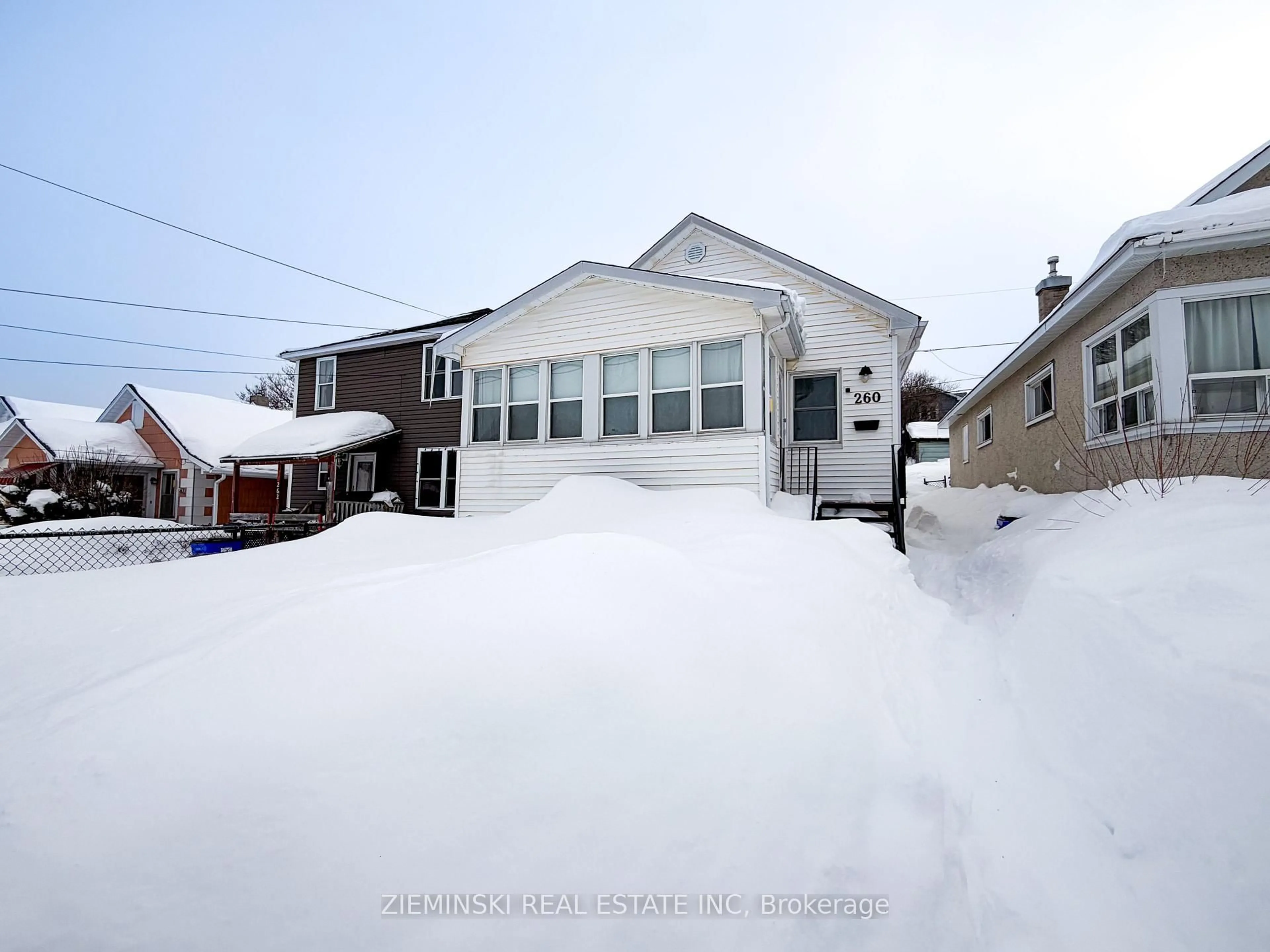 Unknown for 260 Tamarack St, Timmins Ontario P4N 6R2
