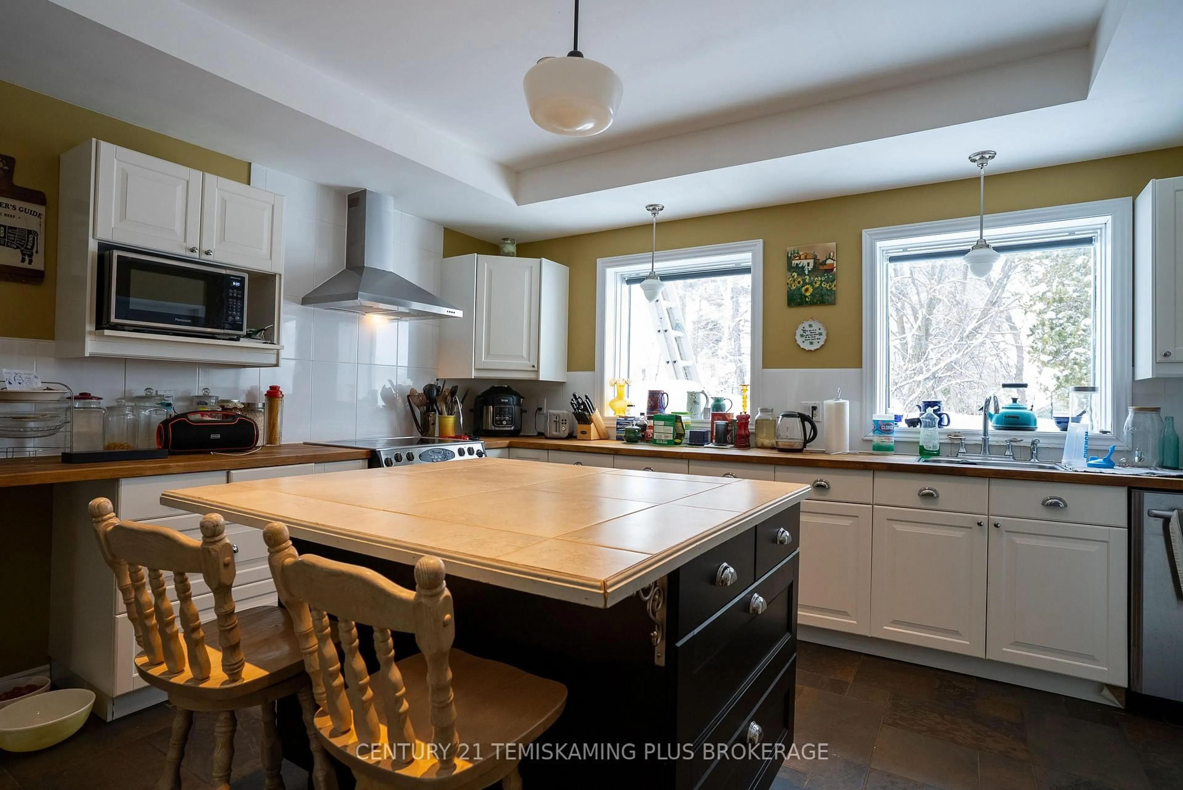 Open concept kitchen, unknown for 78 Mary St, Temiskaming Shores Ontario P0J 1P0