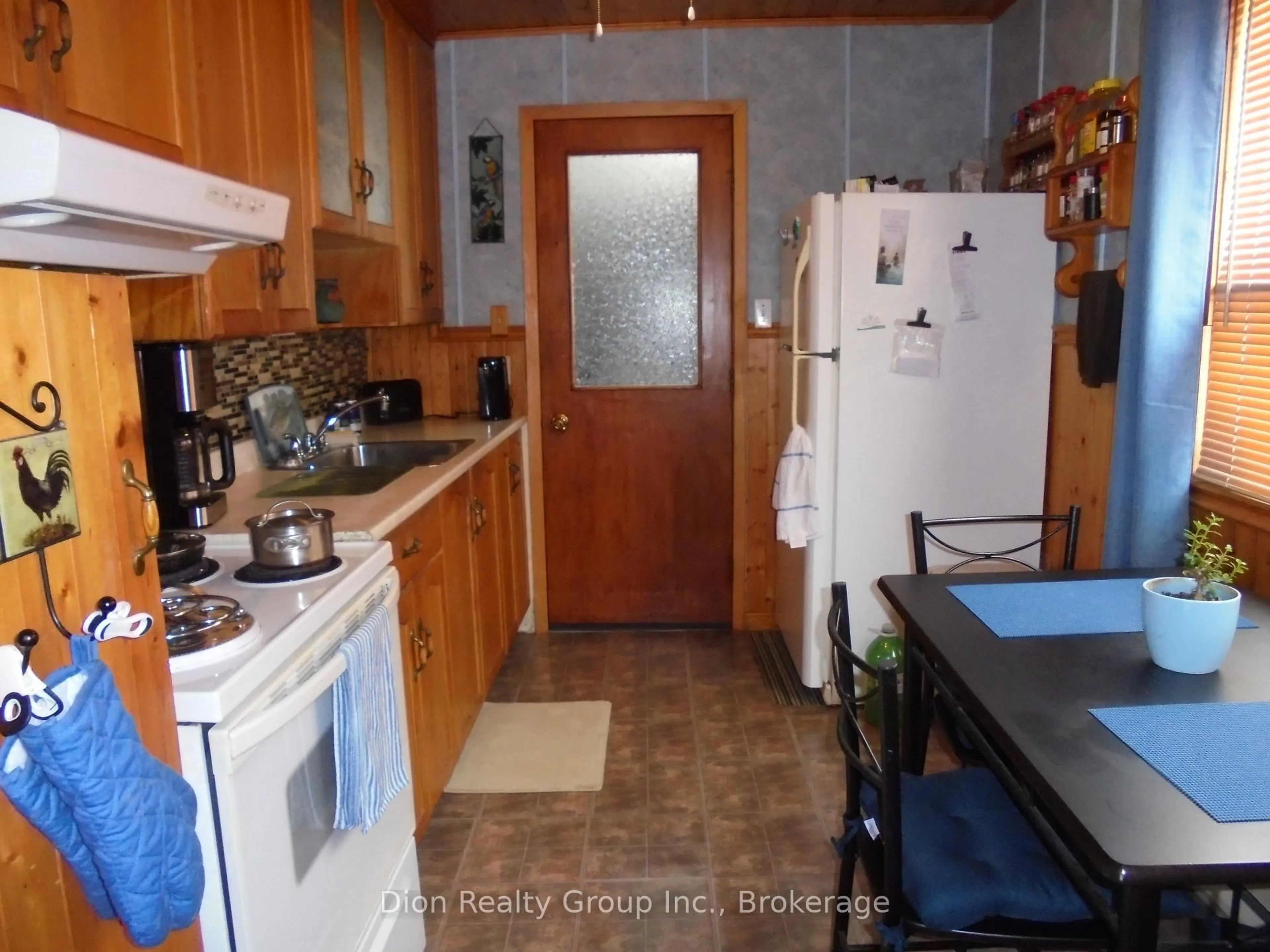 Standard kitchen, unknown for 78 Eighth Ave, Kirkland Lake Ontario P0K 1L0