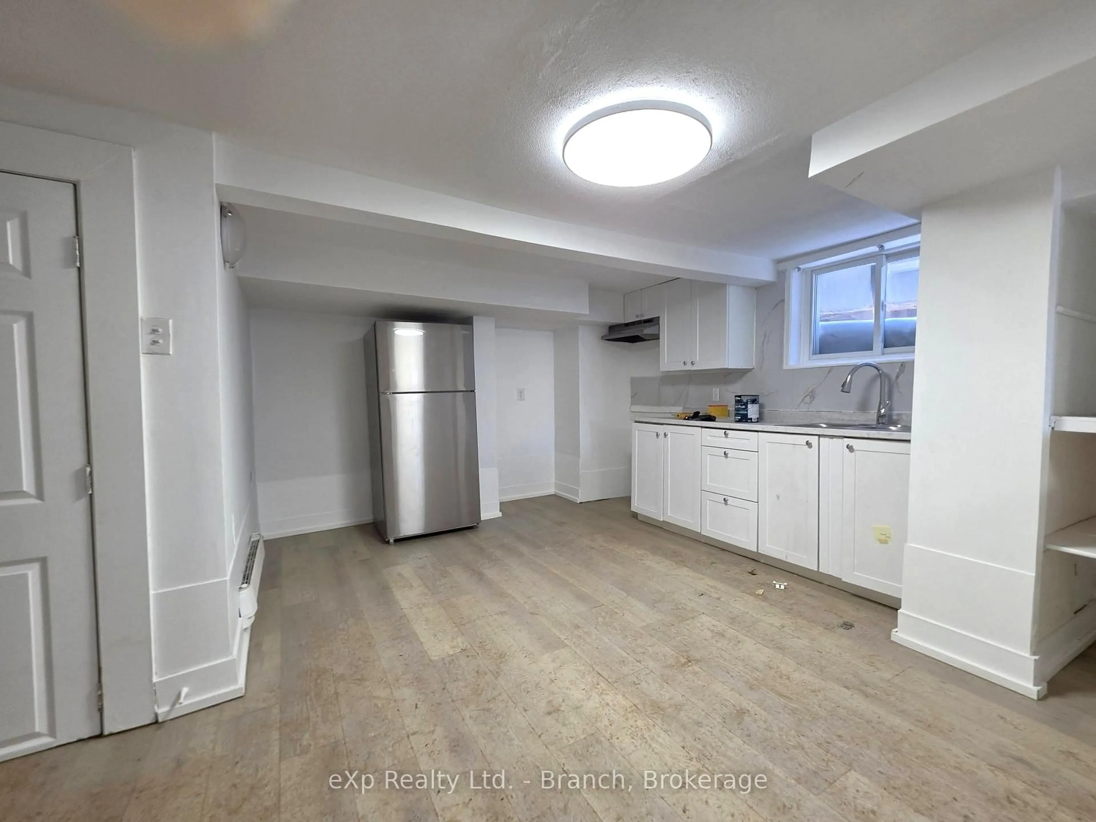 A pic of a room for 85 Father Costello Dr, Timmins Ontario P0N 1G0