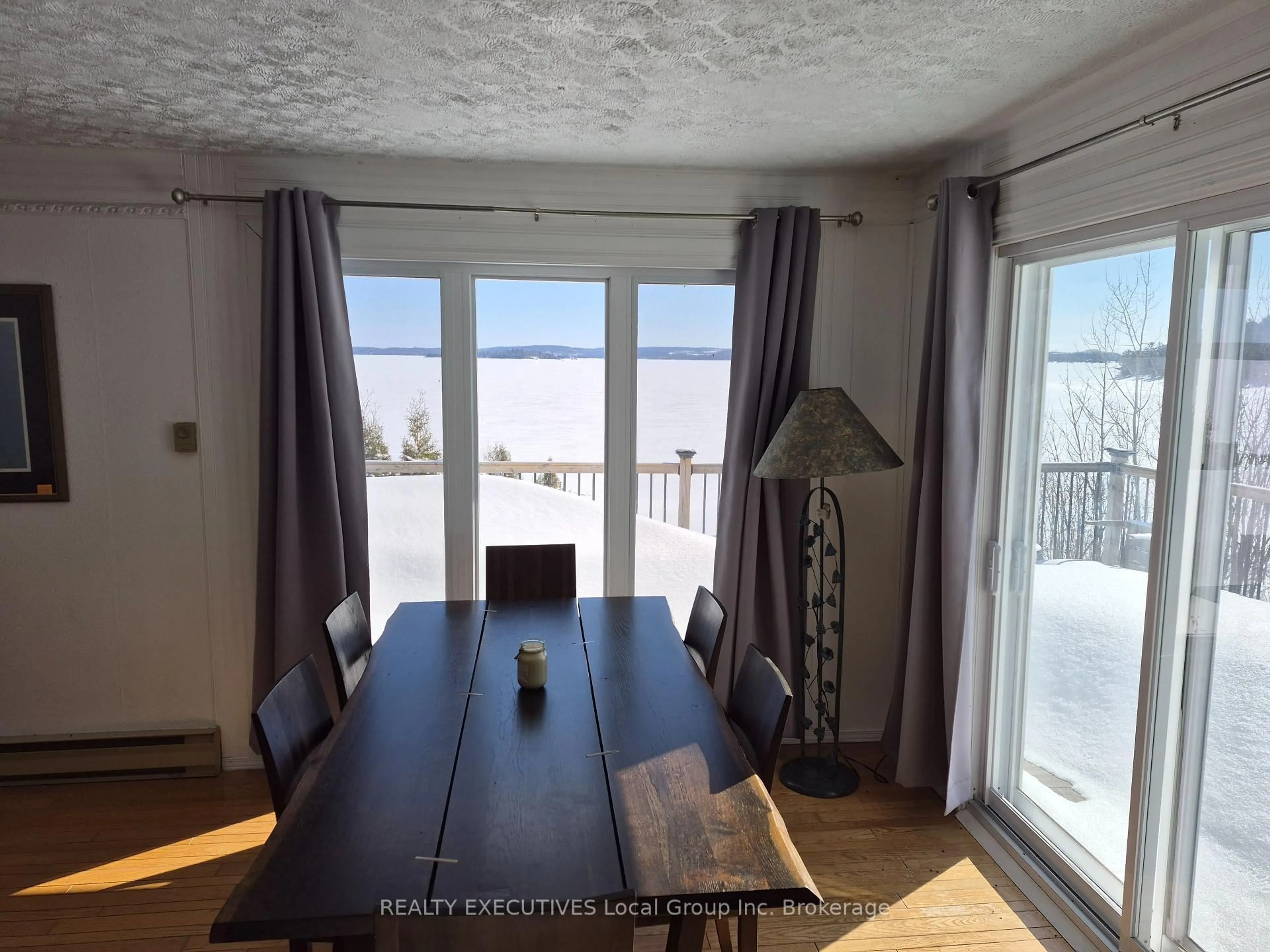 Dining room, wood/laminate floor for 501178 Berry Rd, Timiskaming Ontario P0J 1P0