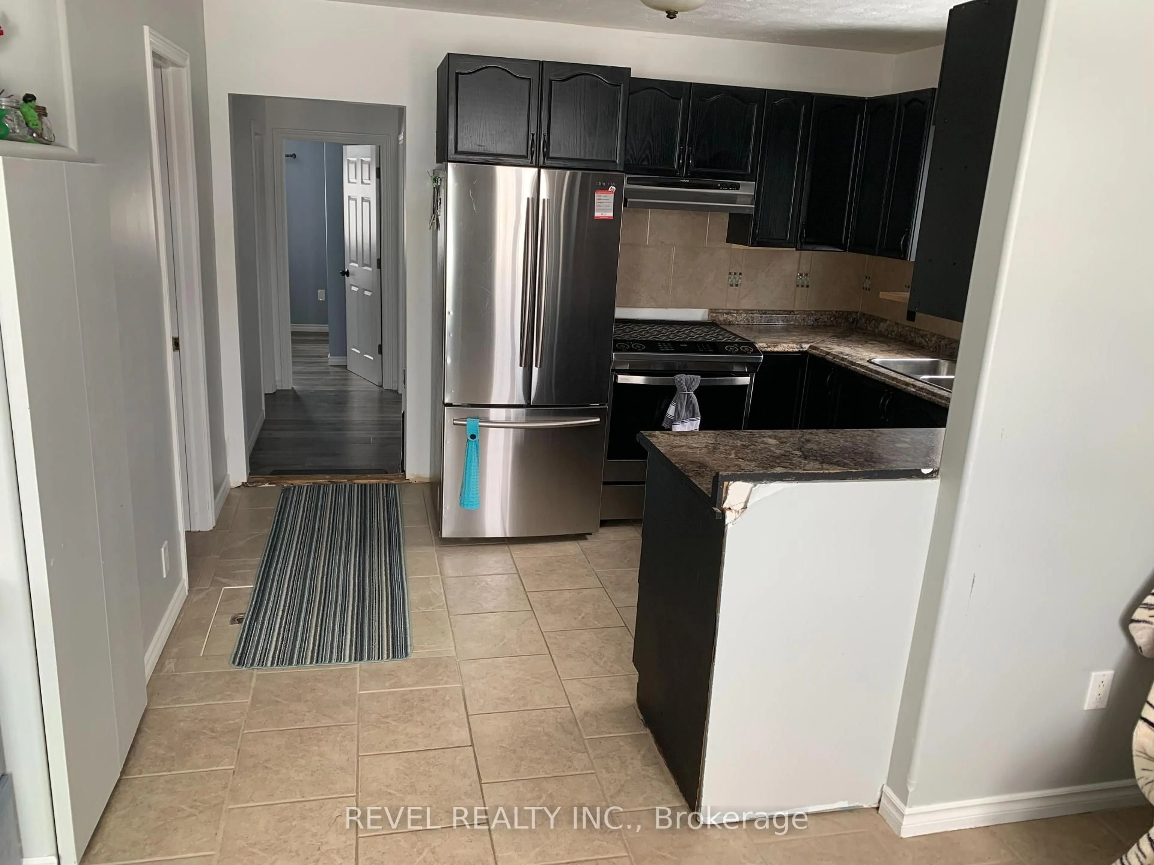 Standard kitchen, unknown for 218 Polaris Rd, Timmins Ontario P4N 4L4