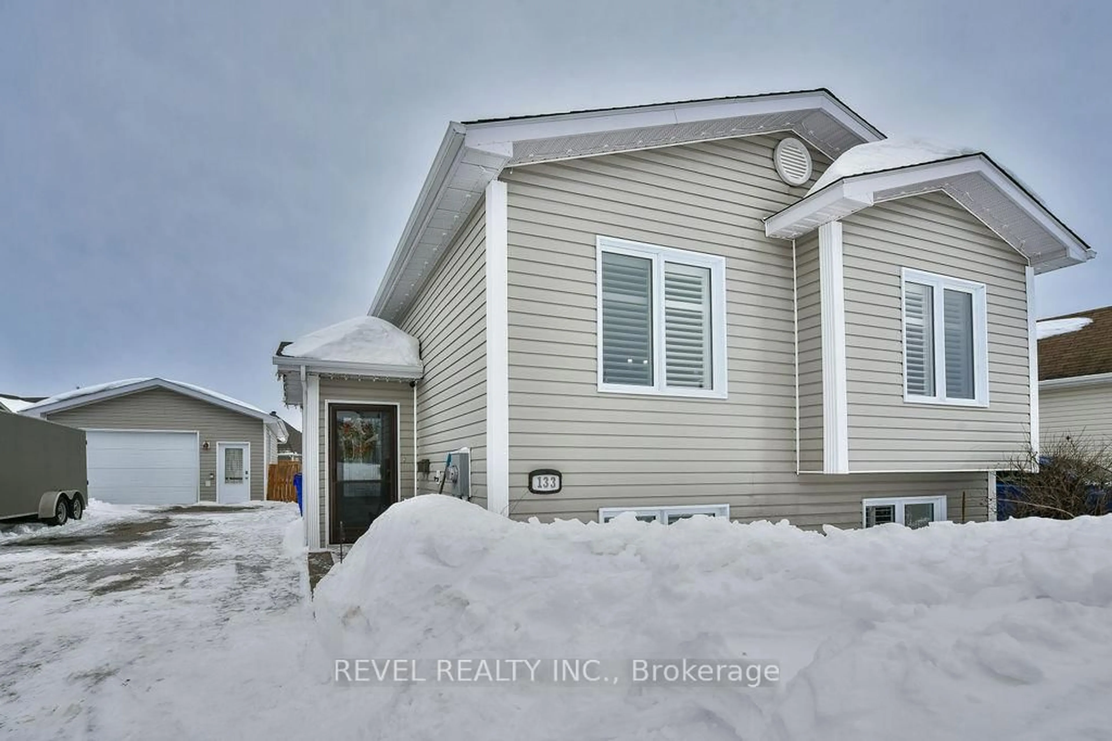 Unknown for 133 J.V. Bonhomme Blvd, Timmins Ontario P4P 0A2