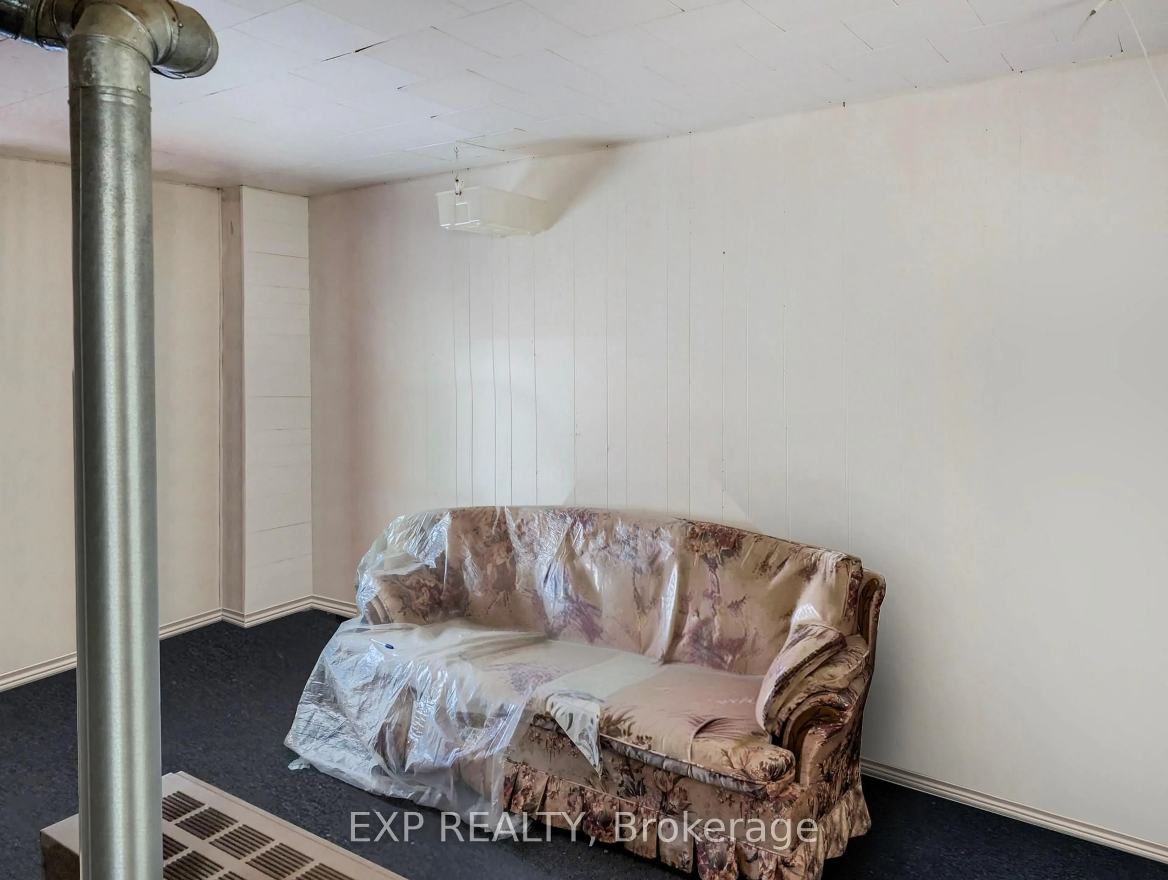 A pic of a room for 111 Taylor Ave, Kirkland Lake Ontario P2N 2L8