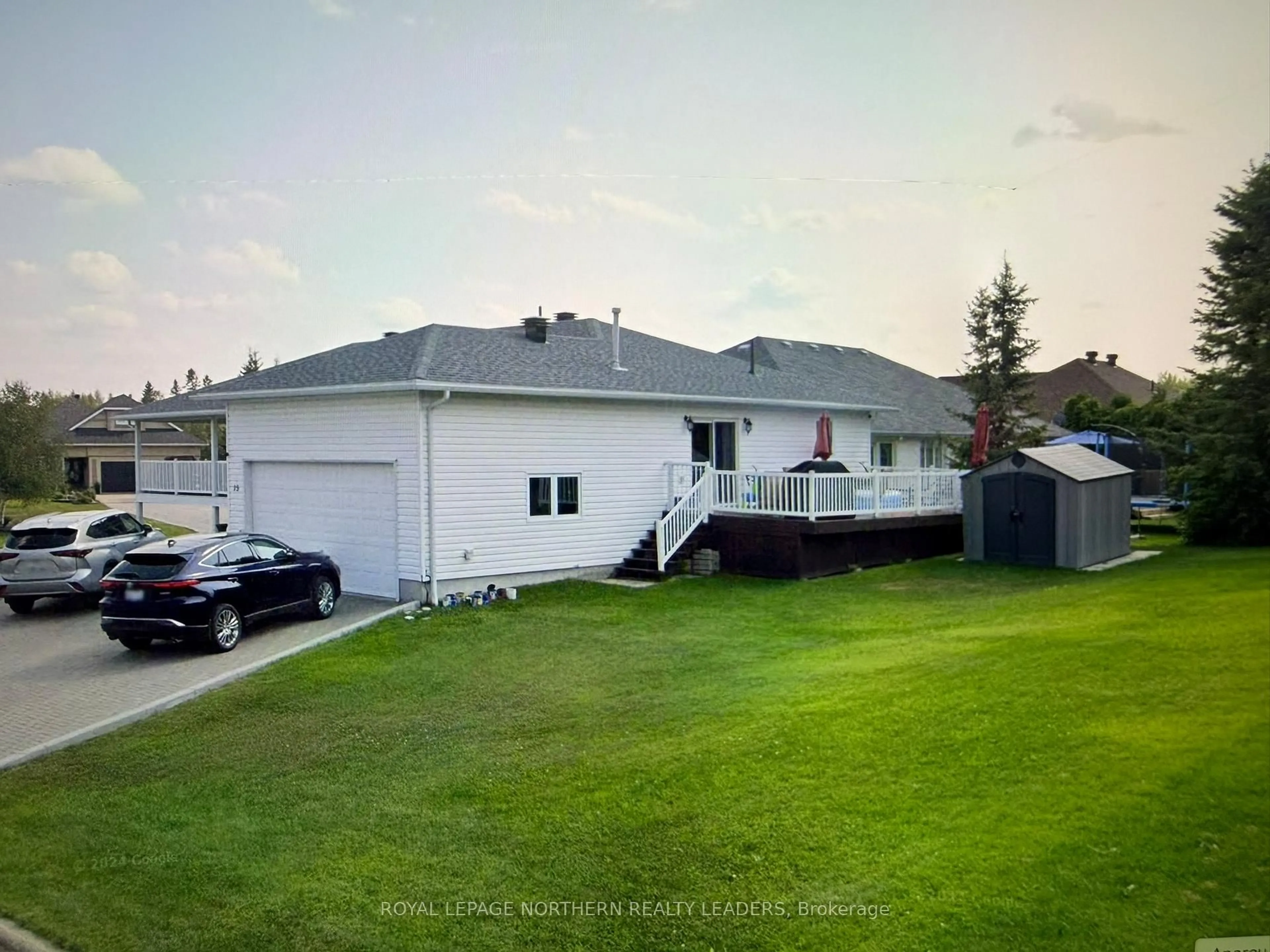 A pic from outside/outdoor area/front of a property/back of a property/a pic from drone, unknown for 15 Pleasant Ave, Timmins Ontario P4R 1M6