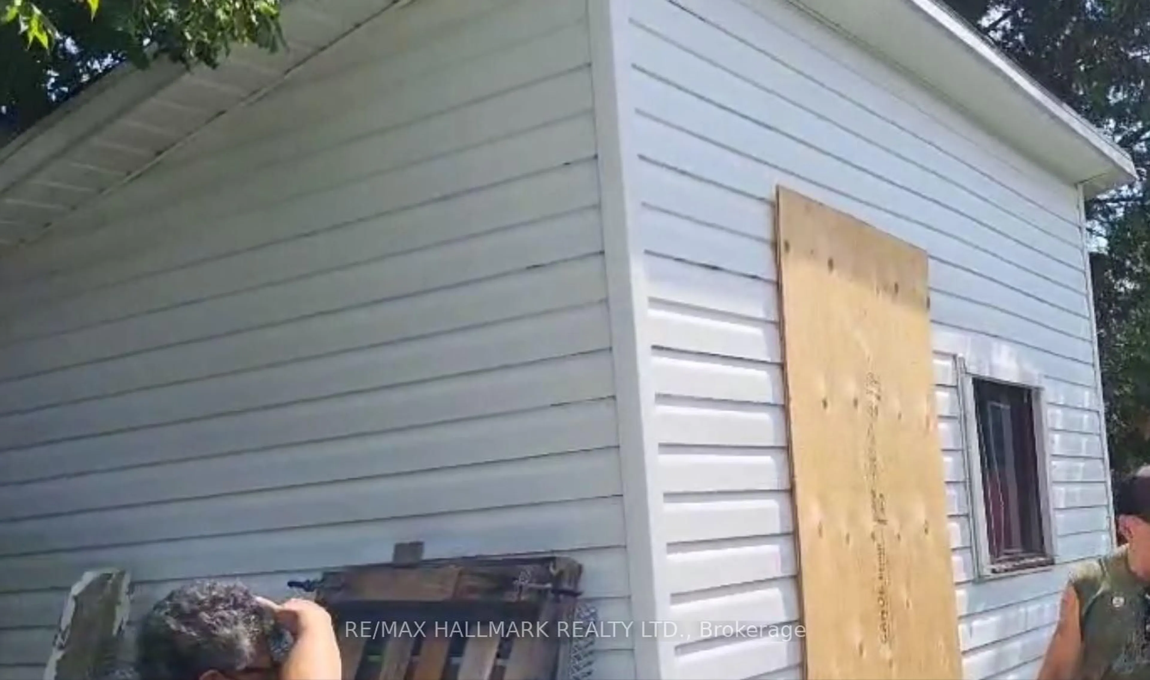 Unknown for 77 Upper Helen St, Cobalt Ontario P0J 1C0