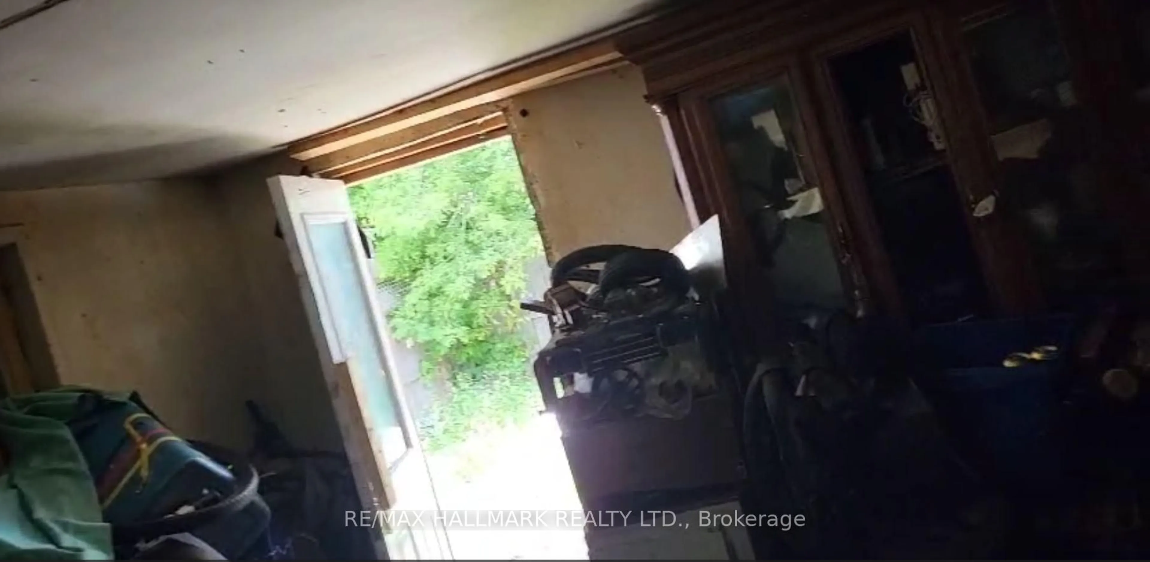 Blurry image for 77 Upper Helen St, Cobalt Ontario P0J 1C0