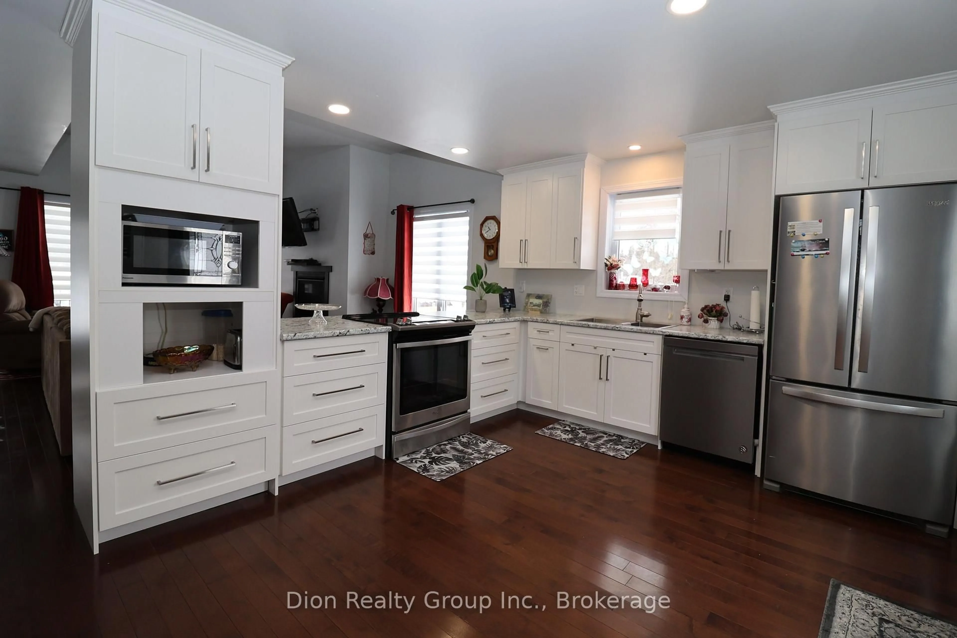 Open concept kitchen, unknown for 33 George St, Kirkland Lake Ontario P2N 1B0