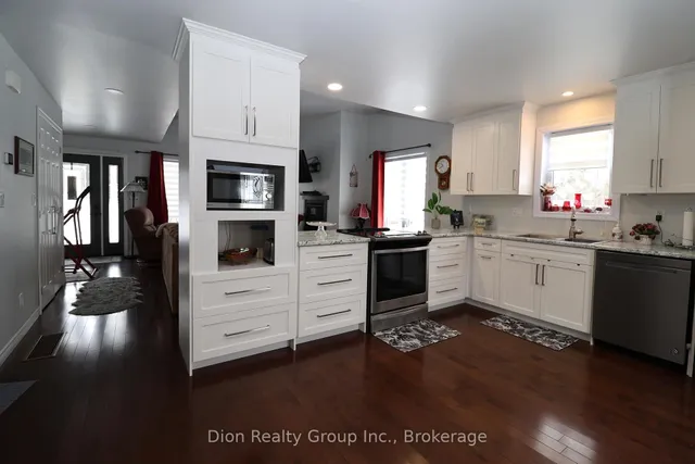 33 George St, Kirkland Lake 5