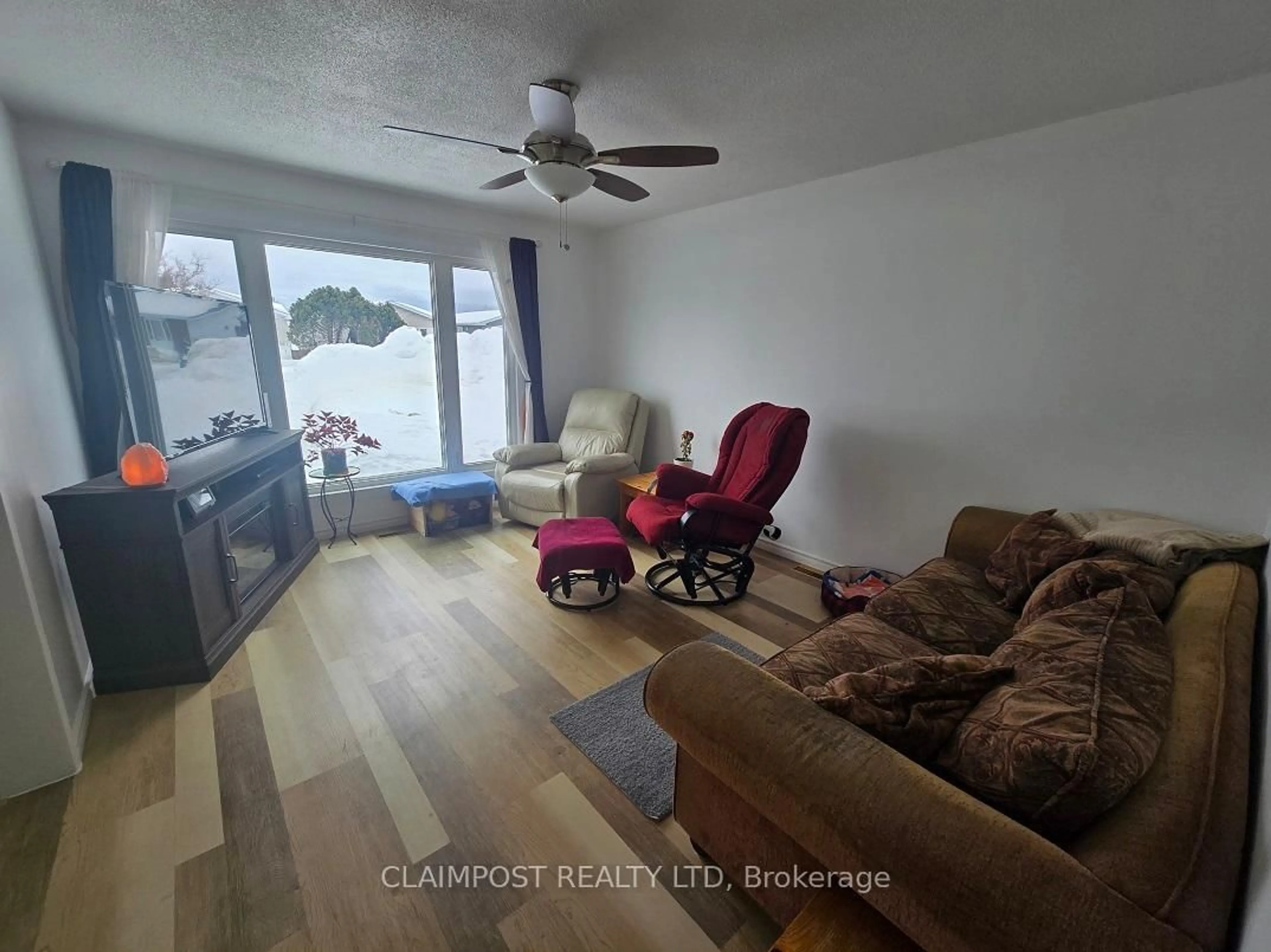 Living room with furniture, unknown for 1108 Gatineau Blvd, Timmins Ontario P4R 1C5