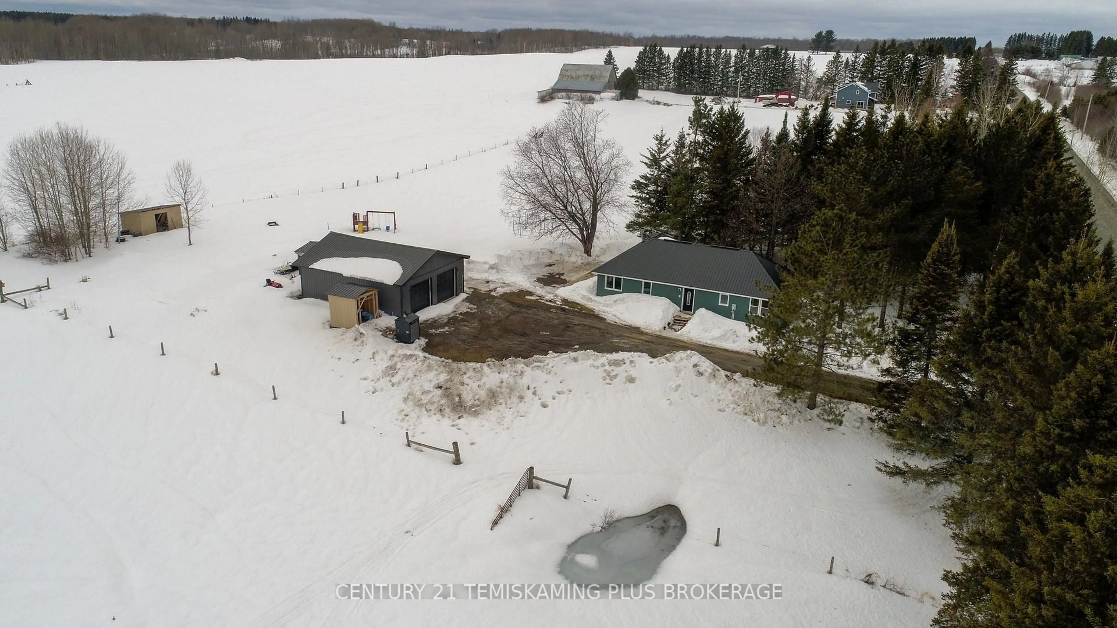 A pic from outside/outdoor area/front of a property/back of a property/a pic from drone, building for 286422 Spruce Grove Rd, Englehart Ontario P0J 1H0