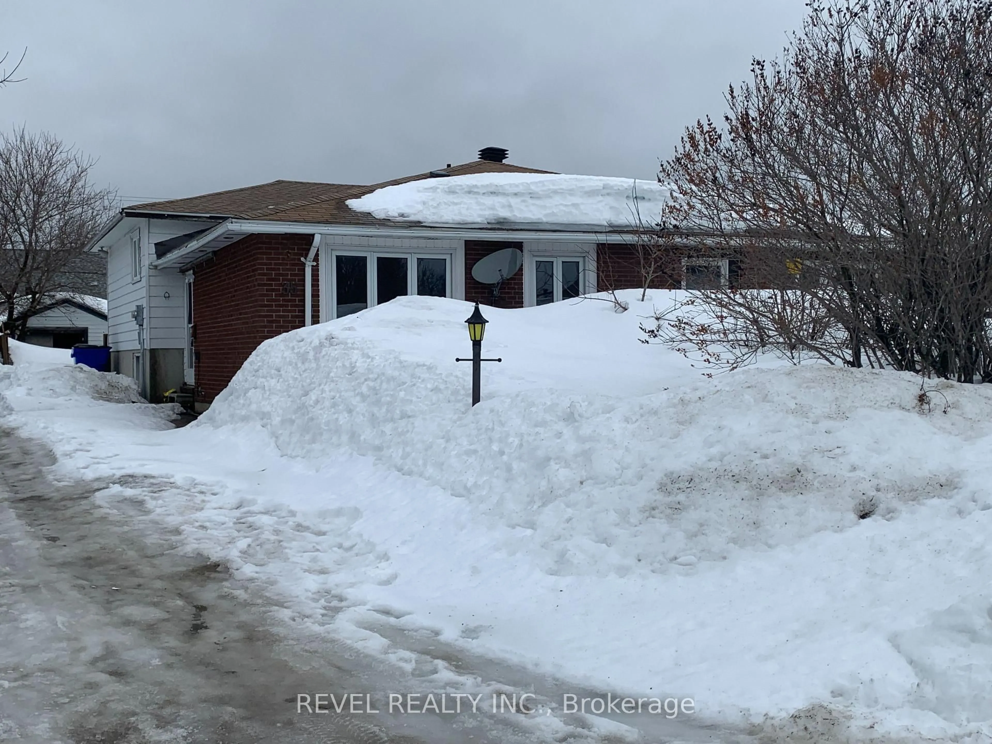 Unknown for 35 Graham Lane, Timmins Ontario P4N 7Z5