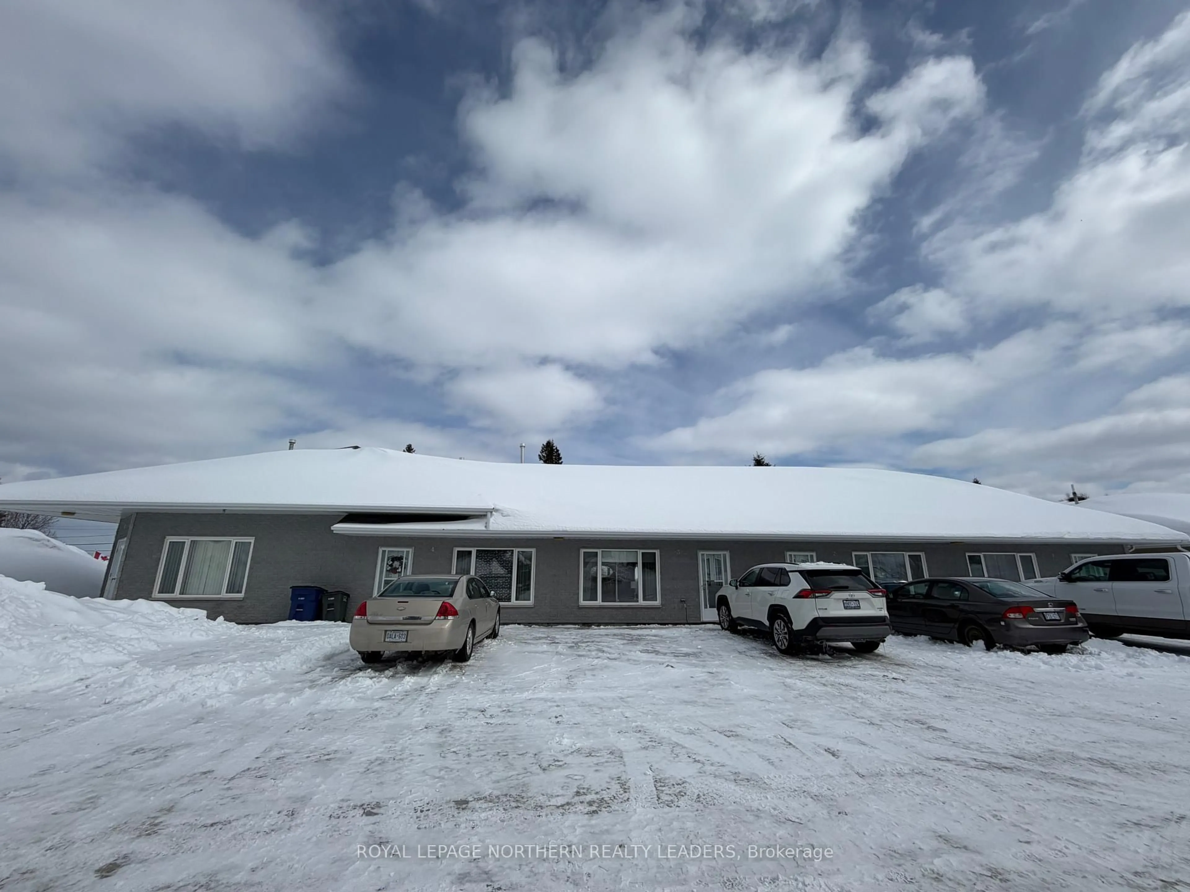 Unknown for 364 Eleventh Ave, Cochrane Ontario P0L 1C0